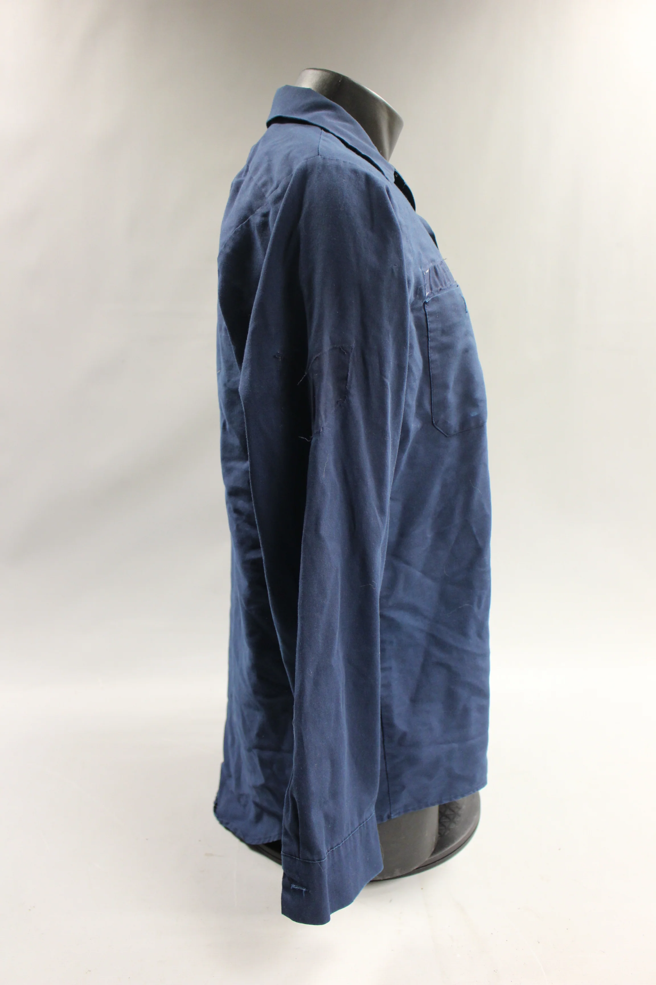 Durable Press Long Sleeve Work Shirt - Size Medium - Blue - Used - Image 4