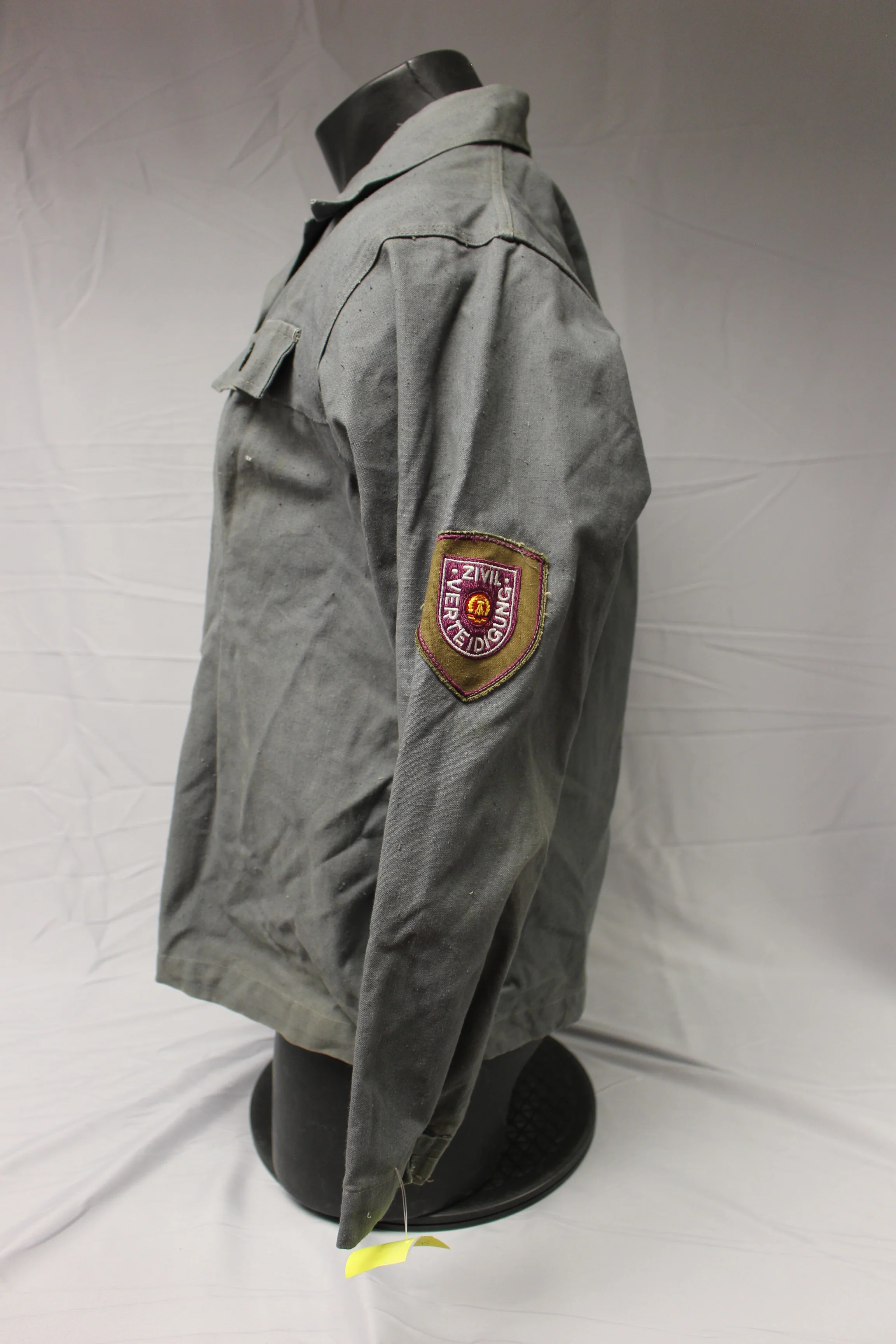 East German Civil Defense Zivil Verteidigung Tunic - Size: M88 - Used - Image 2