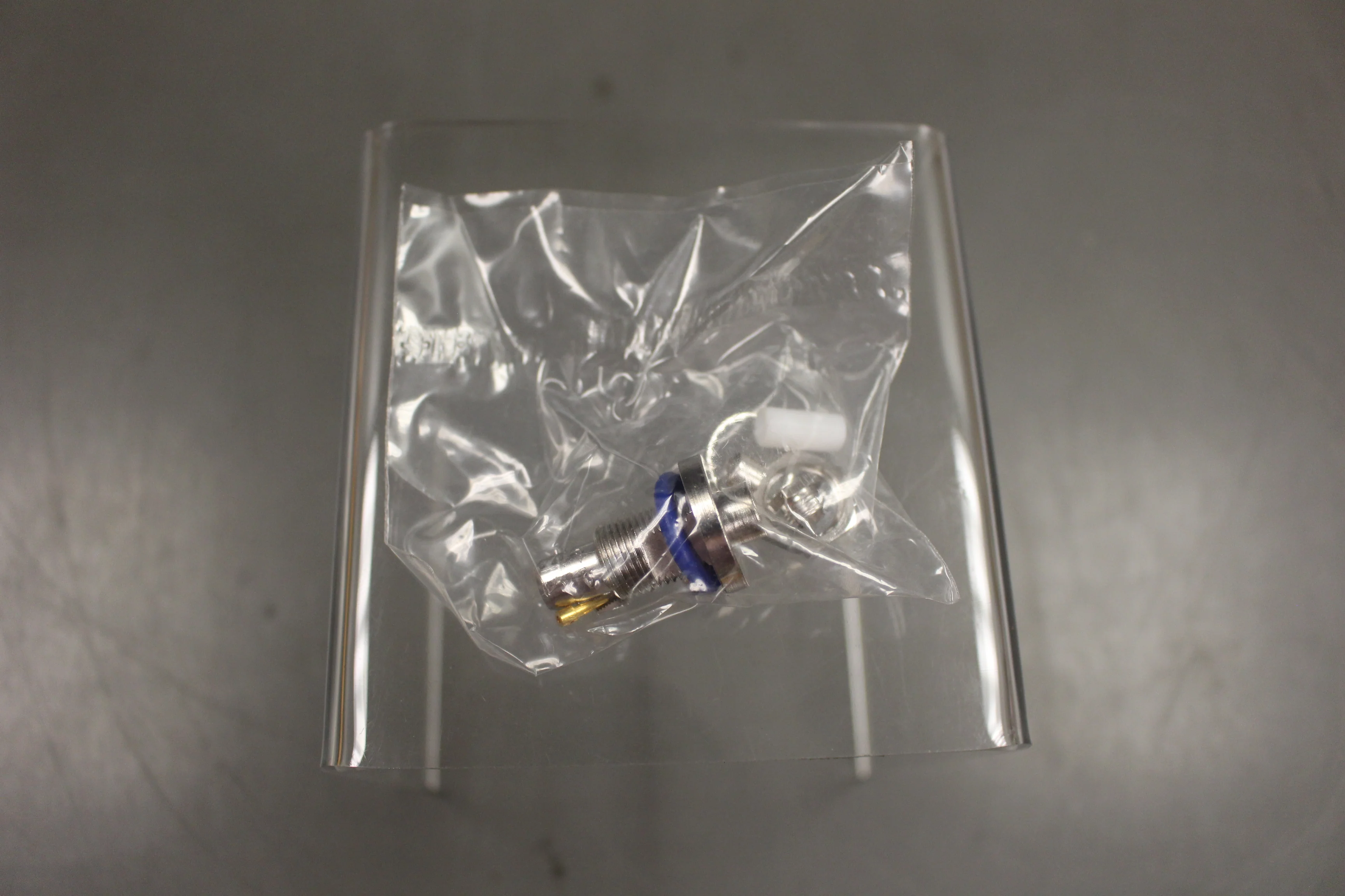 Electrical Receptacle Connector - 5935-00-050-9332 - 40-712-1 - 5803-1 - New - Image 2