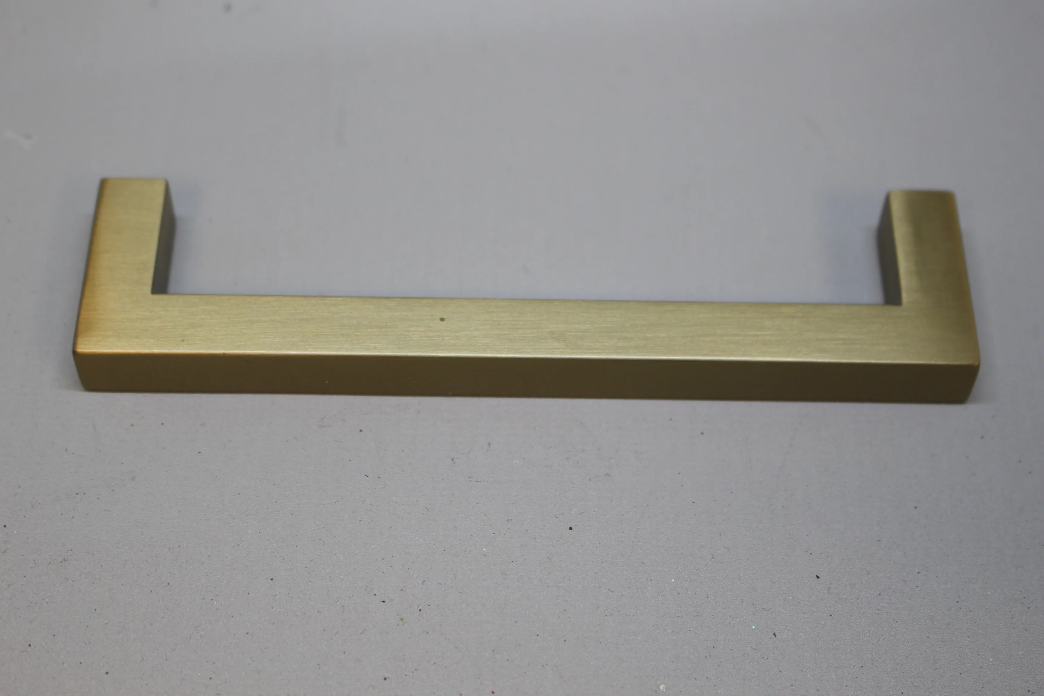 Emetek Warwick 5" Cabinet Pull 86706US4 -Satin Brass -New - Image 2
