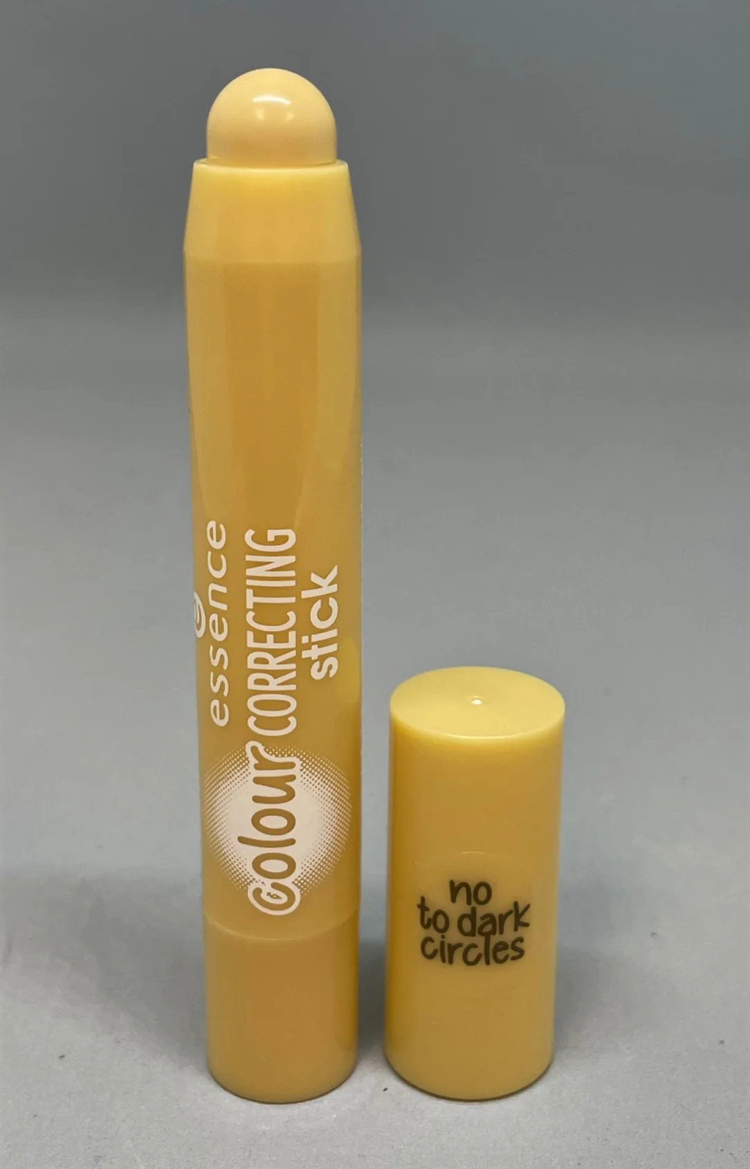 Essence Colour Correcting Stick - 02 No To Dark Circles - New