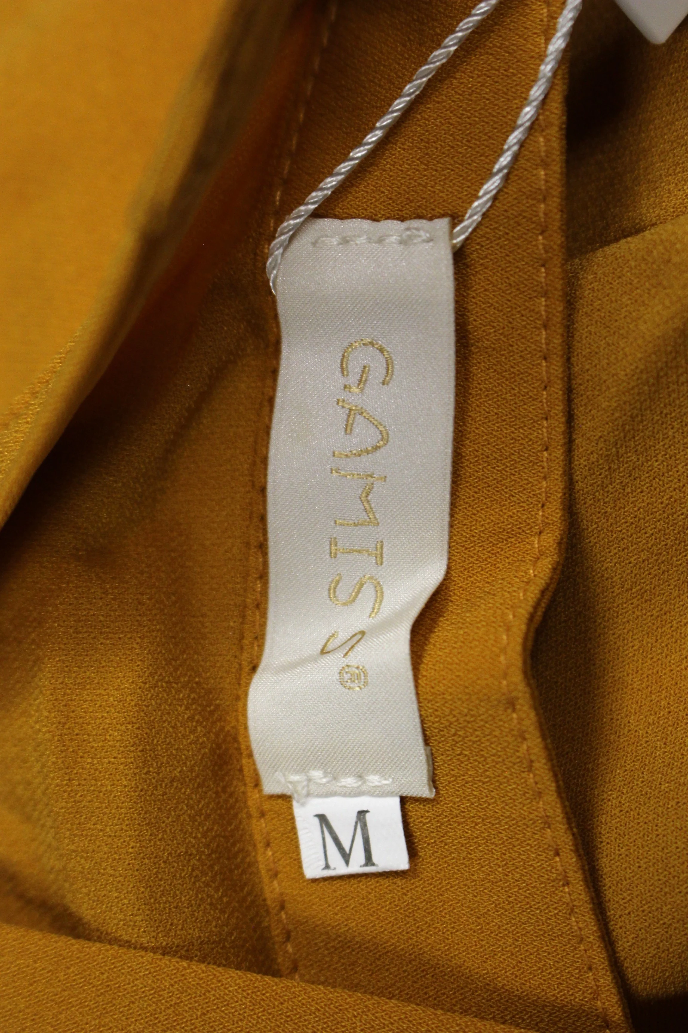 Gamiss Women's Top - Size: Medium - Mango - New - Image 4