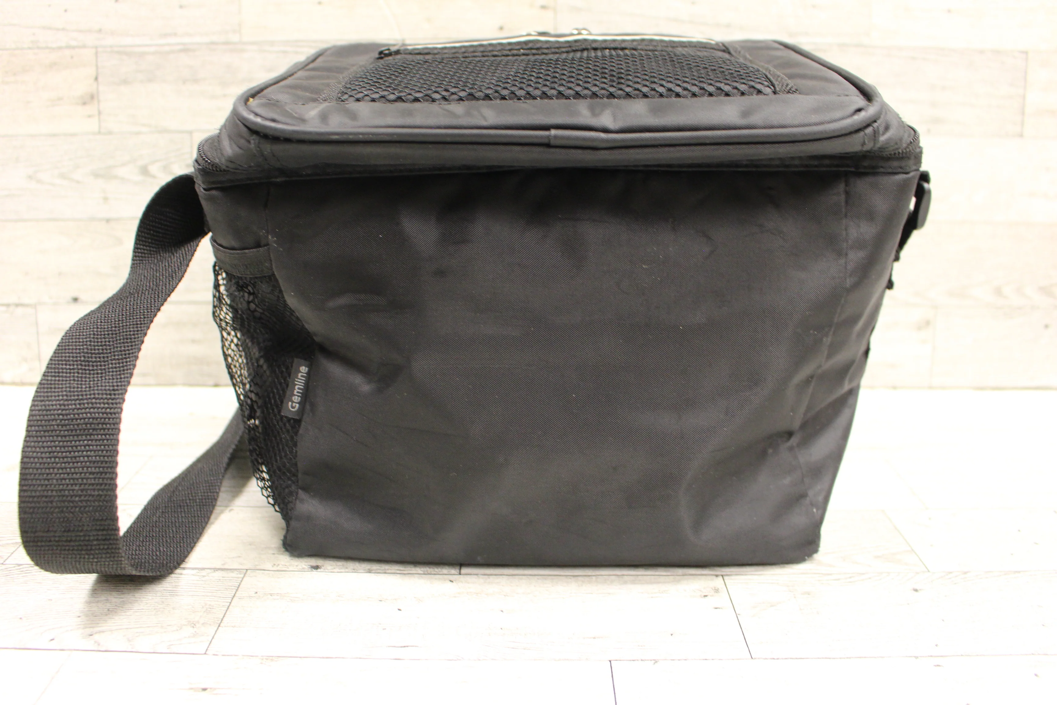 Gemline 9141 Insulated Cooler Bag - Oshkosh Capital - 10" x 9" - Used - Image 8