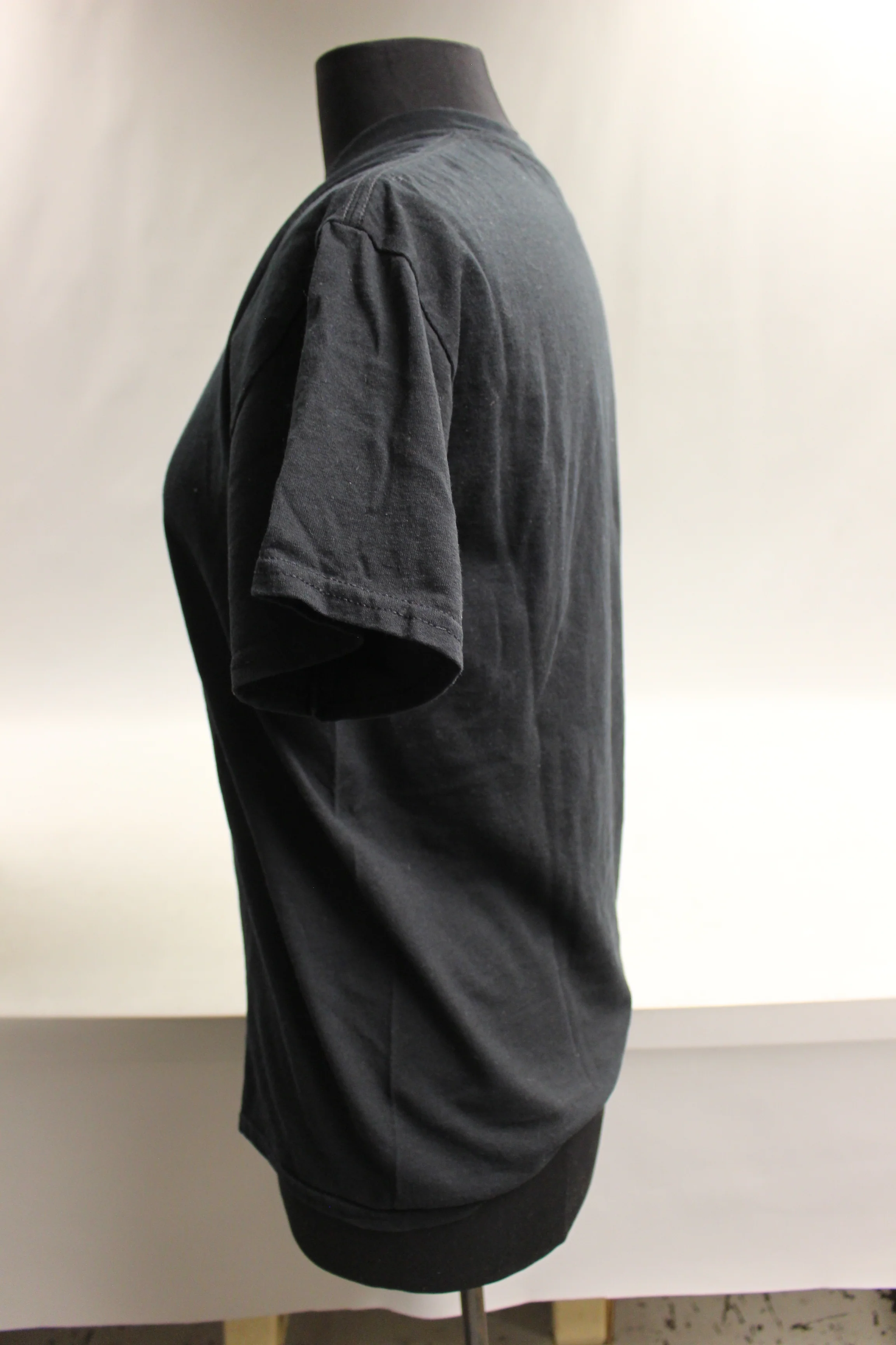 Gildan DryBlend T-Shirt - Medium - Black - Used - Image 4