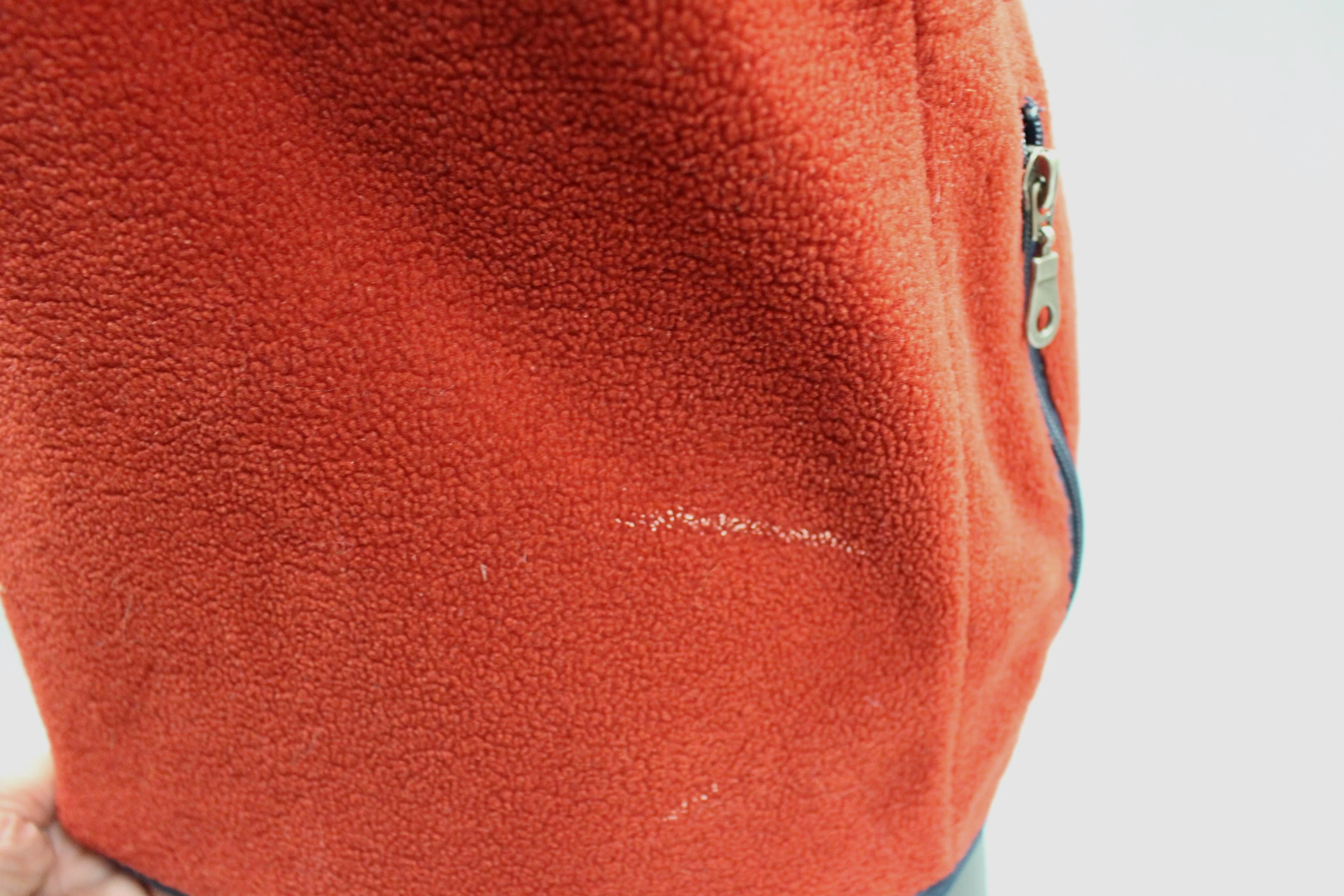 Giordano Zip Up Red Vest - Medium - Used - Image 3