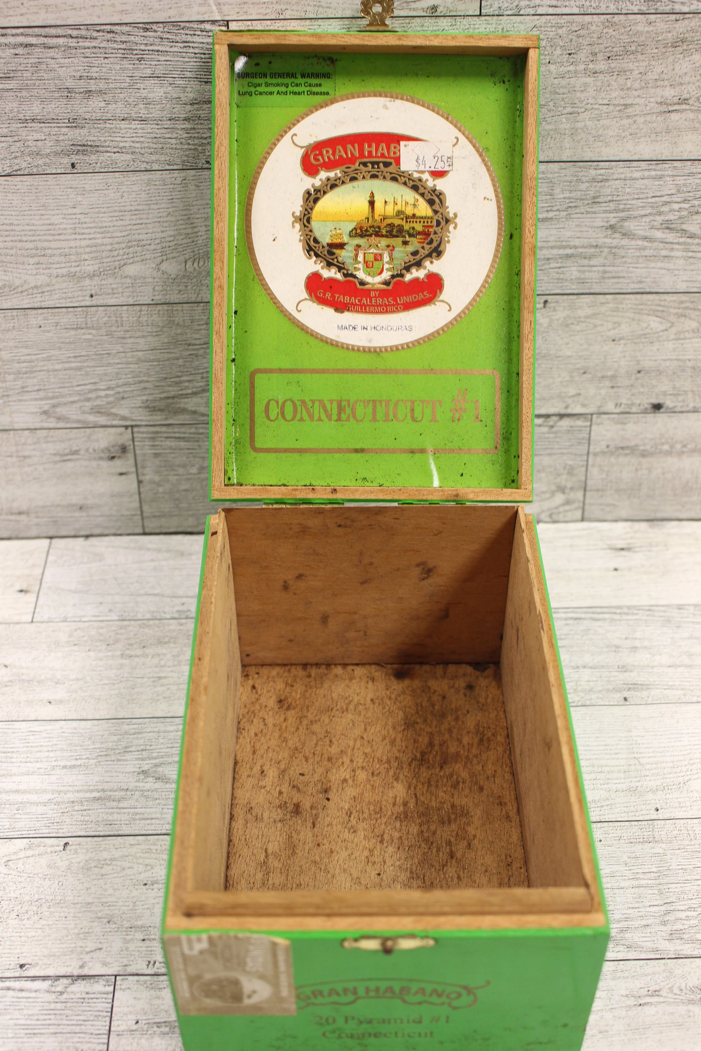 Gran Habano Green Cigar Box - 7" x 4.75" x 3.75" - Used - Image 4
