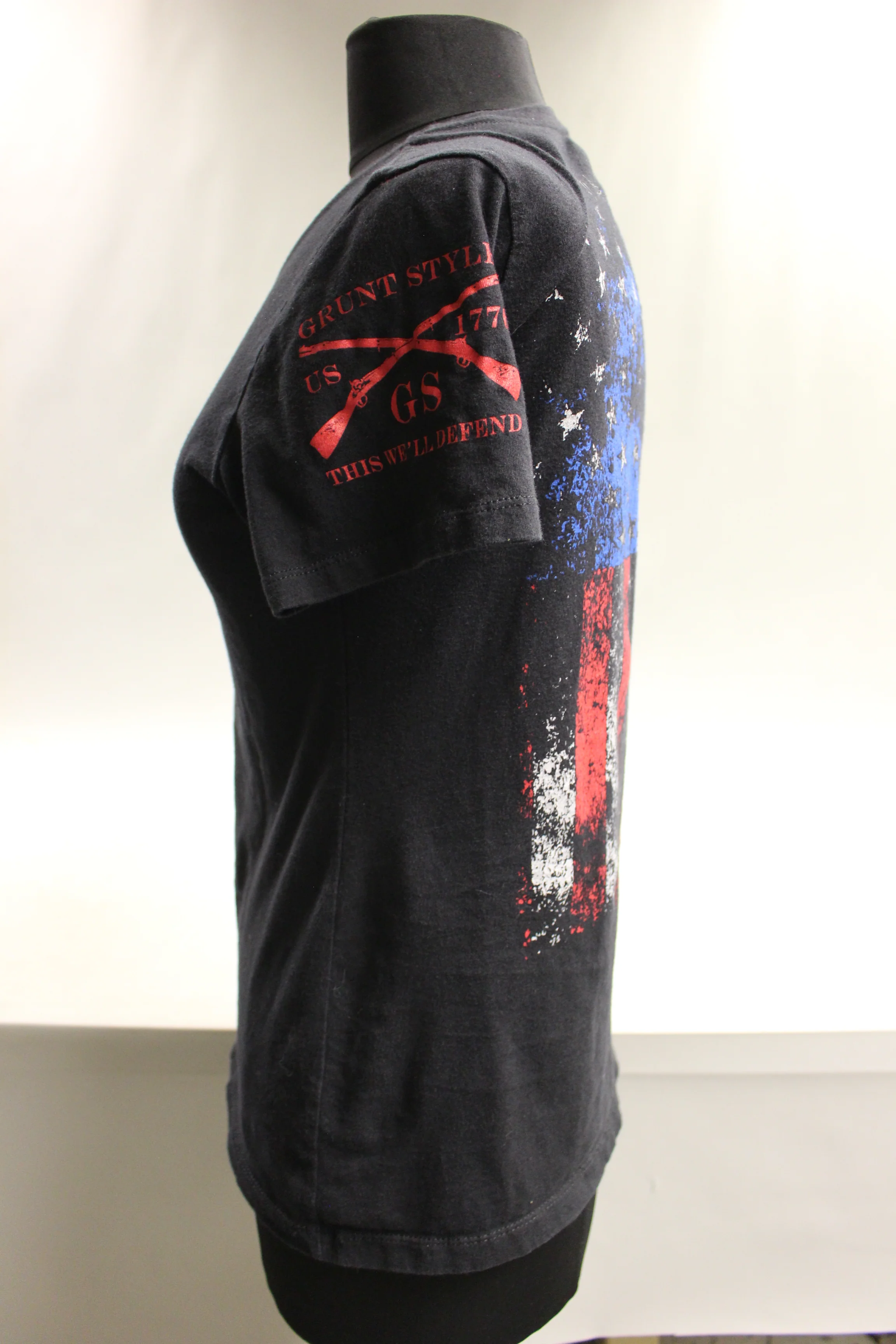 Grunt Style Men's This We'll Defend T Shirt Size - Large - Used - Image 3