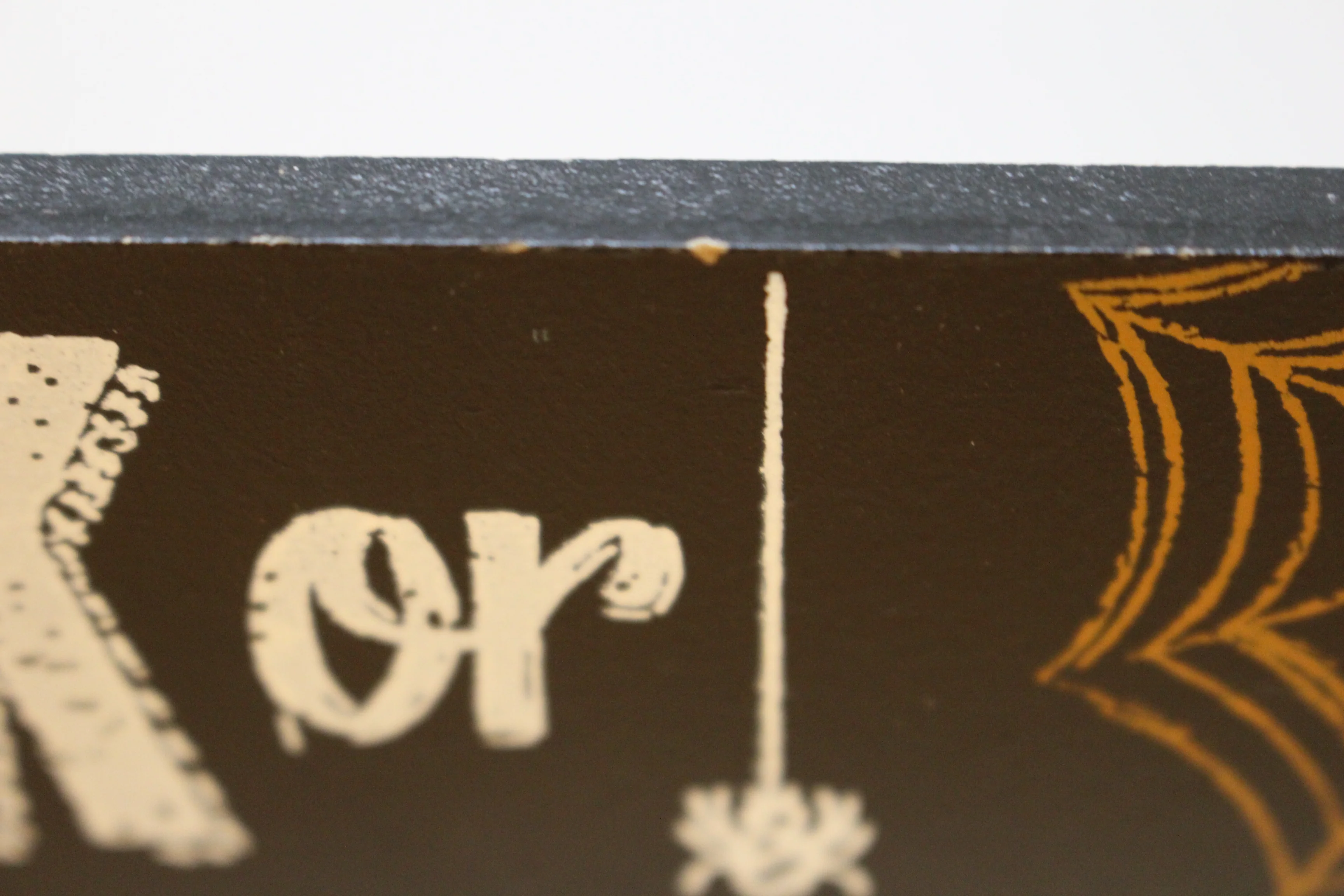 Halloween Trick Or Treat Table Top Sign - Used - Image 7