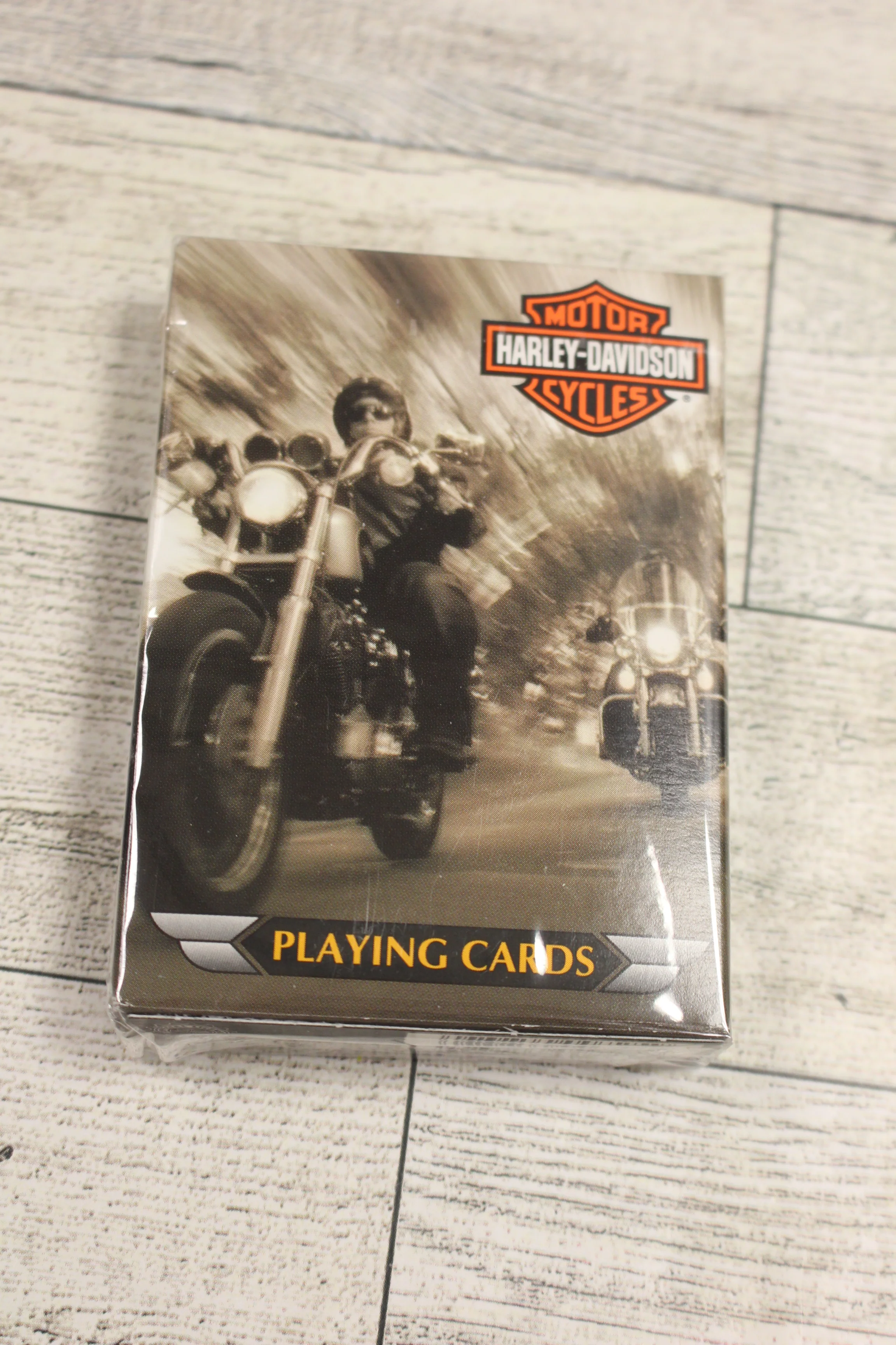 Harley-Davidson 2002 Collectible Tin with 2 Decks of Playing Cards - New - Image 6