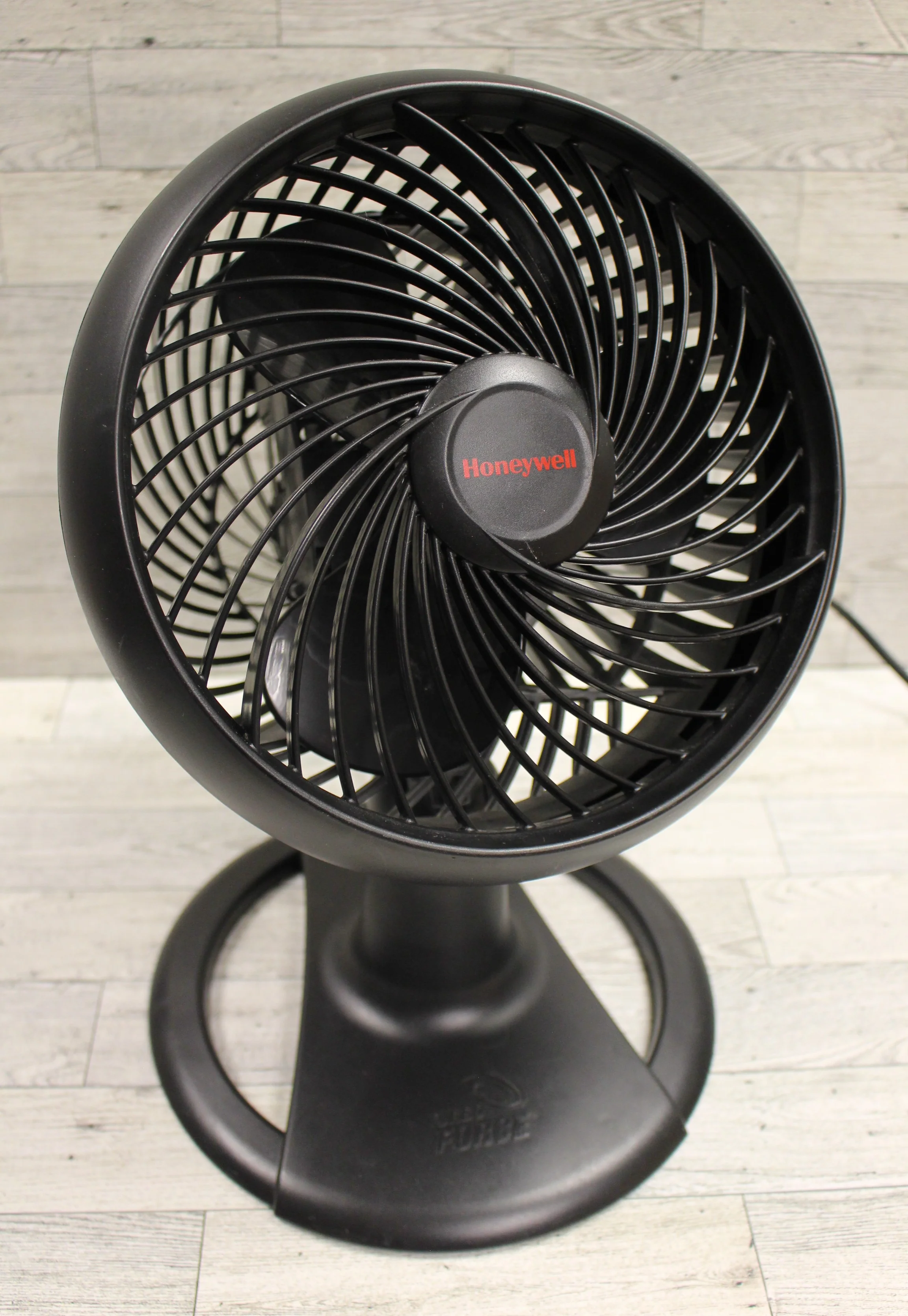 Honeywell Turbo Force Fan - Model HT906V1 - Used - Image 3