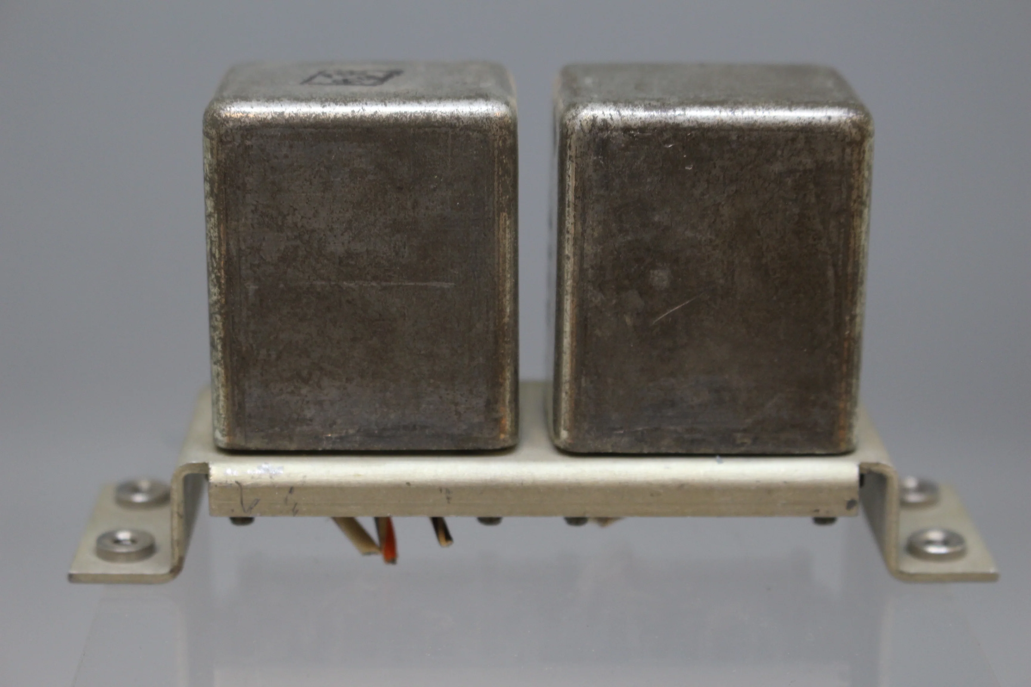 Hurletron Inc Relay - 2PDT - 10A - 3920-99001 - 28 VDC - 25A - Used - Image 3