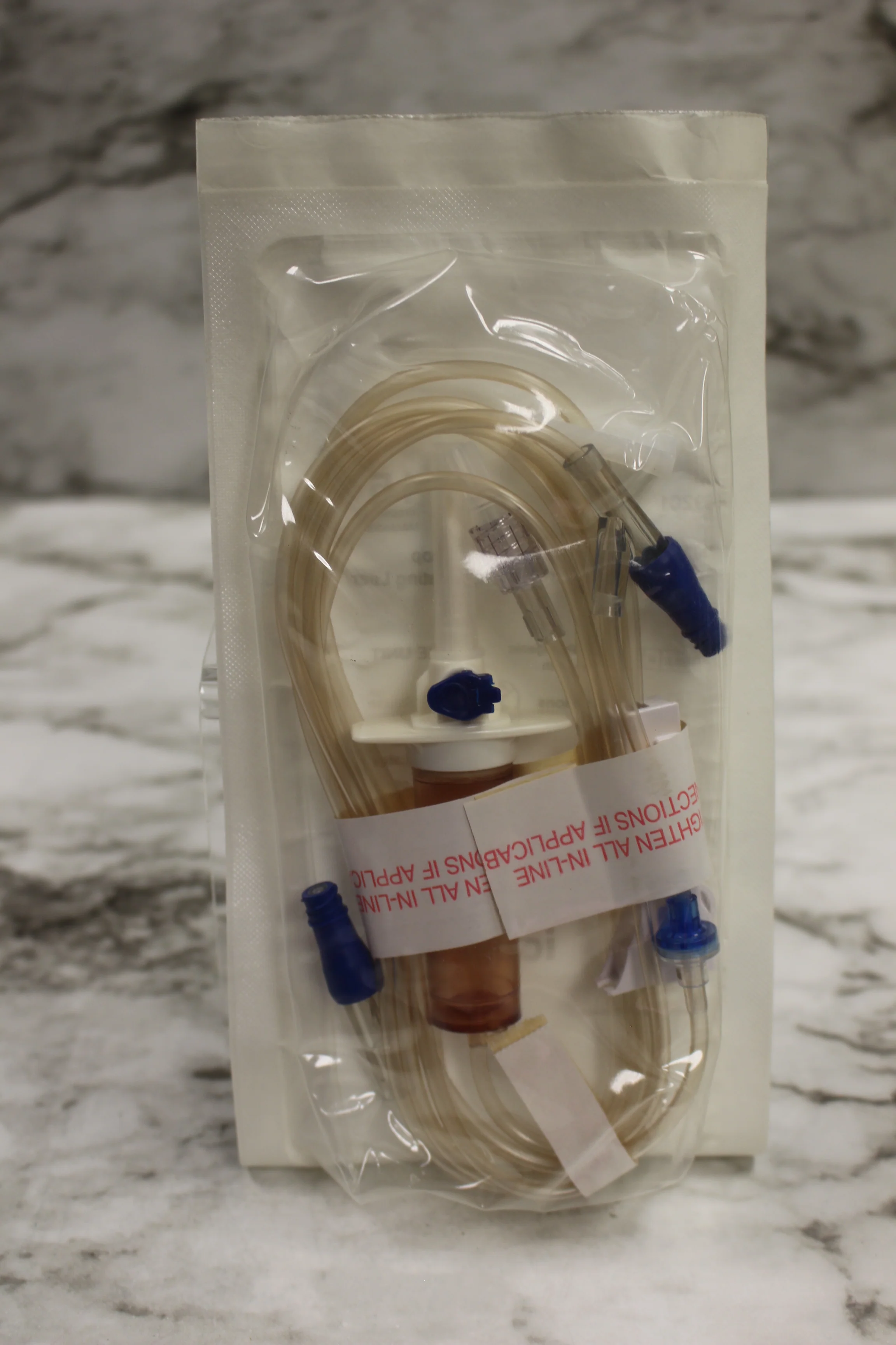 ICU Medical 100" Appx 12.6 mL, 15 Drop Primary Set w/2 MicroClave - B9201 - New - Image 3