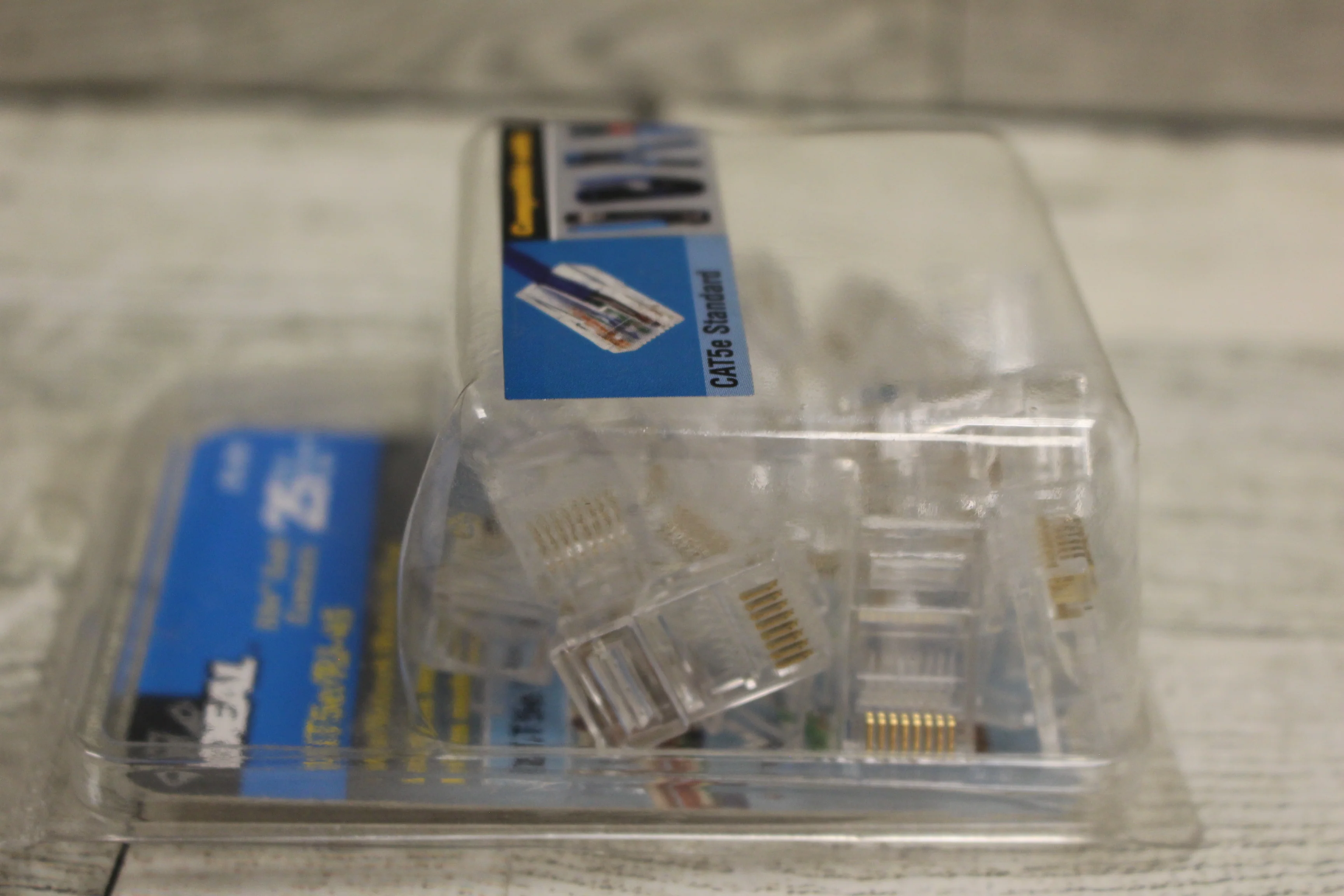 Ideal 85346 CAT5e/RJ-45 Data/Network Modular Plugs - 22 Pack - New - Image 6