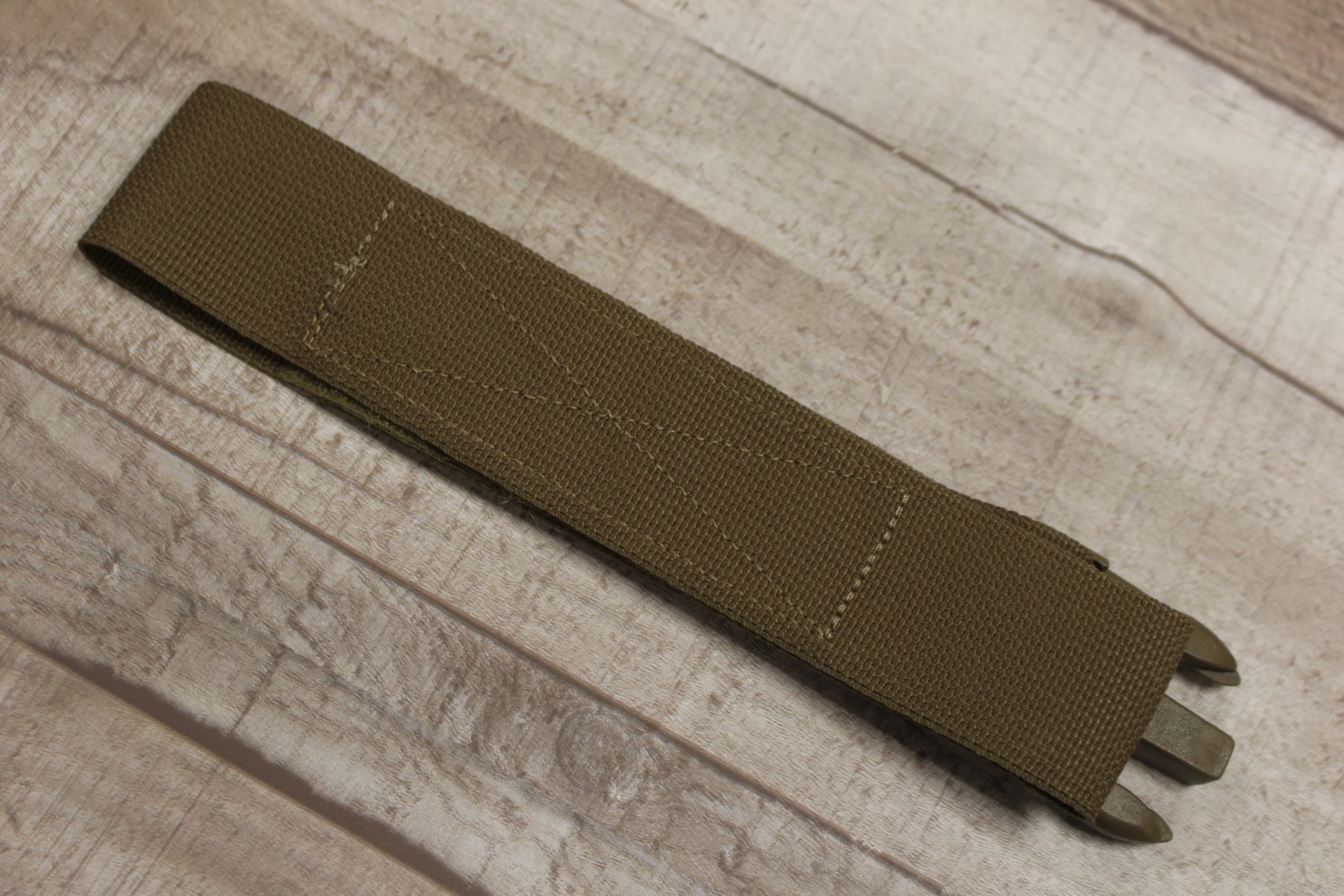 Improved Outer Tactical Vest IMTV/PC Shoulder Strap Buckle- 8135-01-582-8000 - Image 2