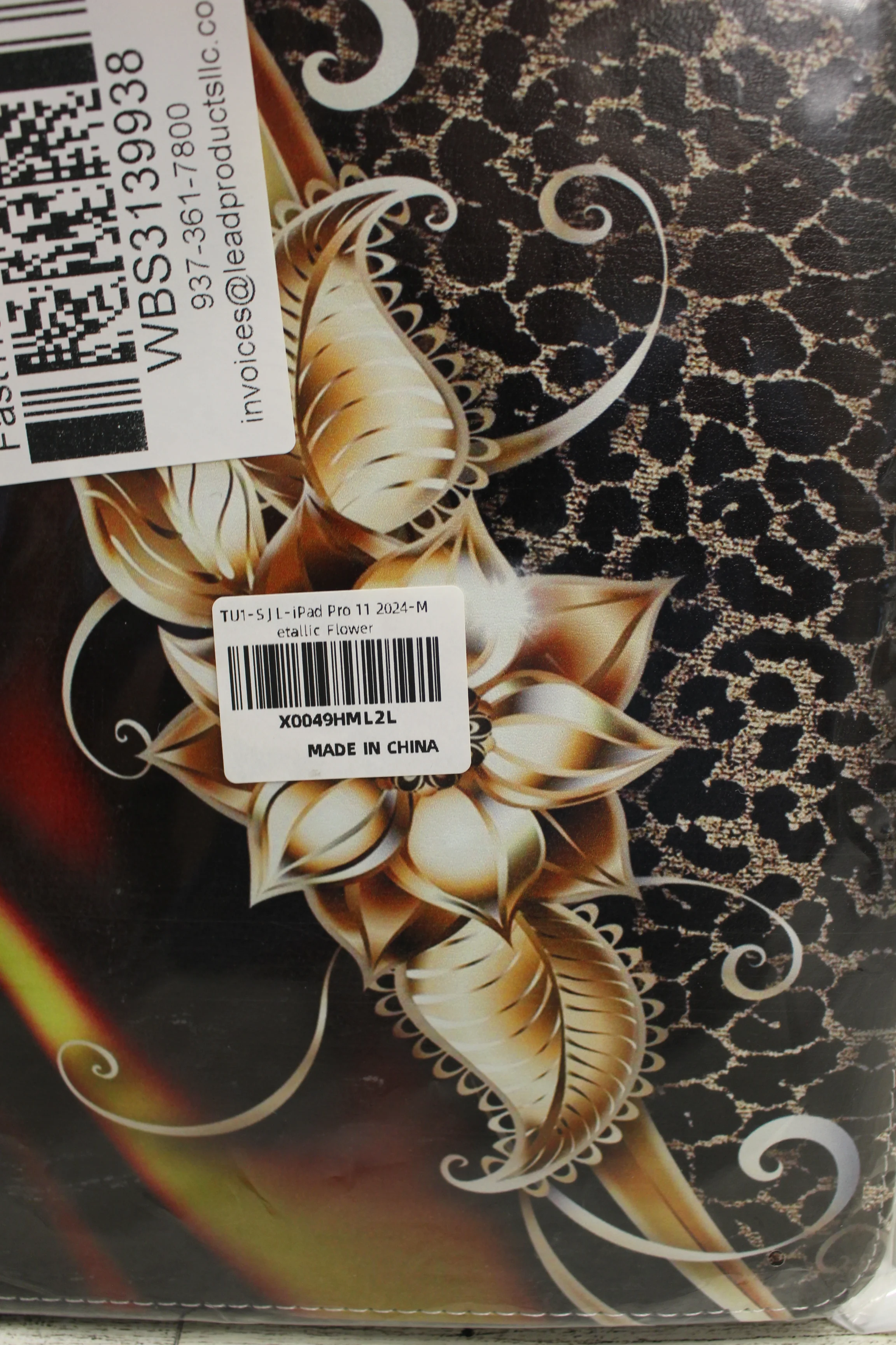 iPad Pro 11 Metallic Flower Case - New - Image 3