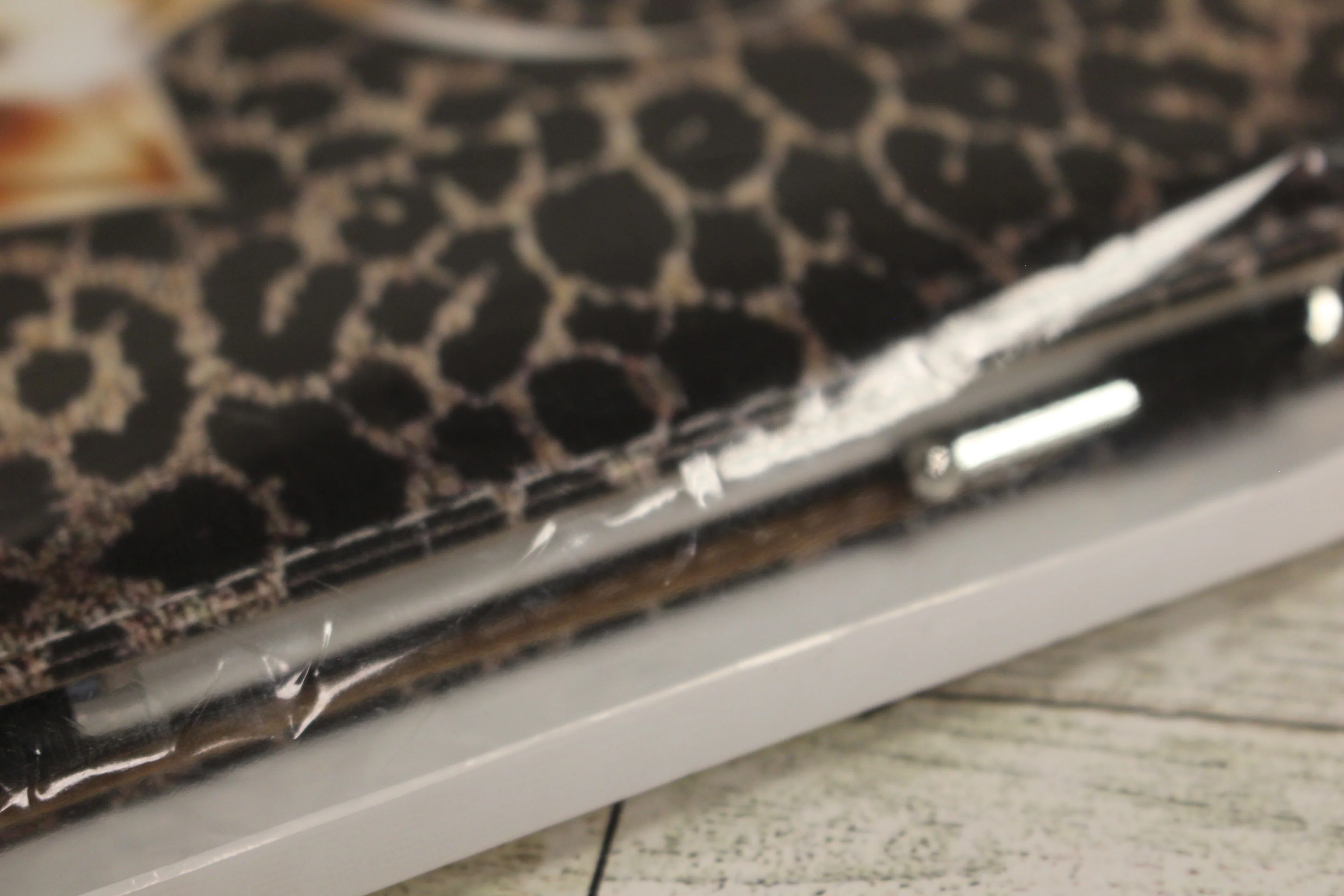iPad Pro 11 Metallic Flower Case - New - Image 7