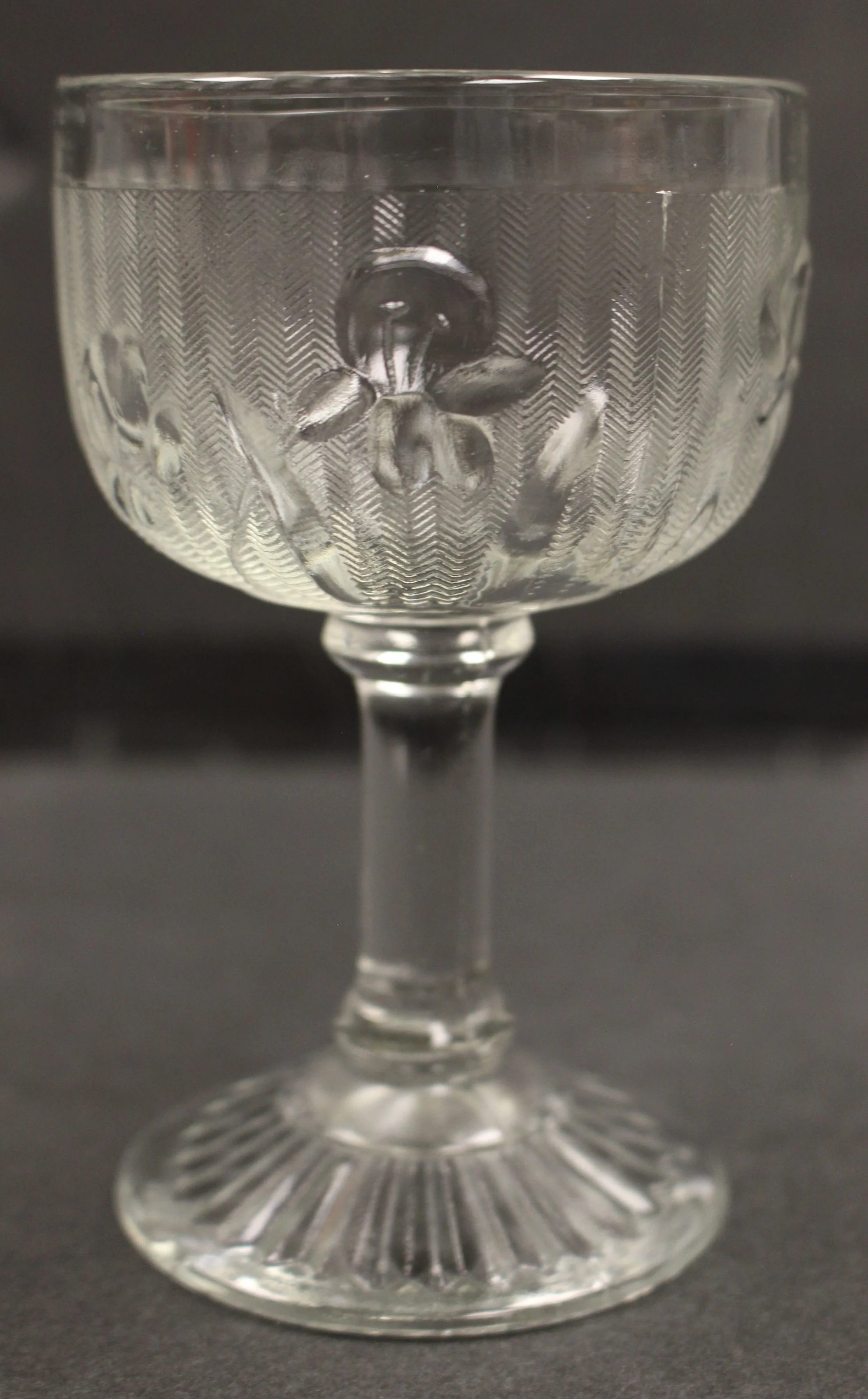 Jeannette Iris & Herringbone Clear Liquor Cocktail Glass - Used