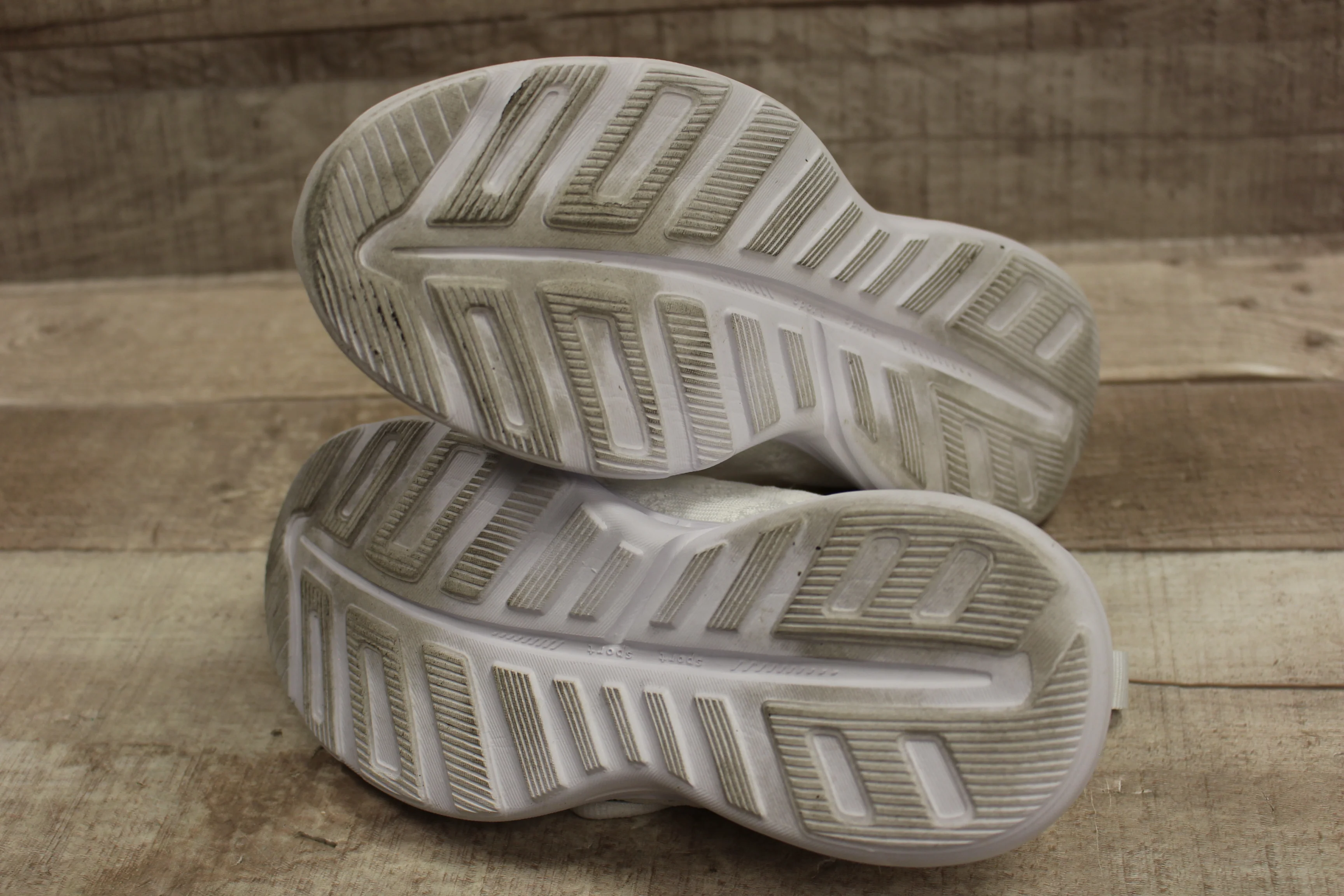 Joomra Women's Running Work Out Shoe Size 6 -Used - Image 3