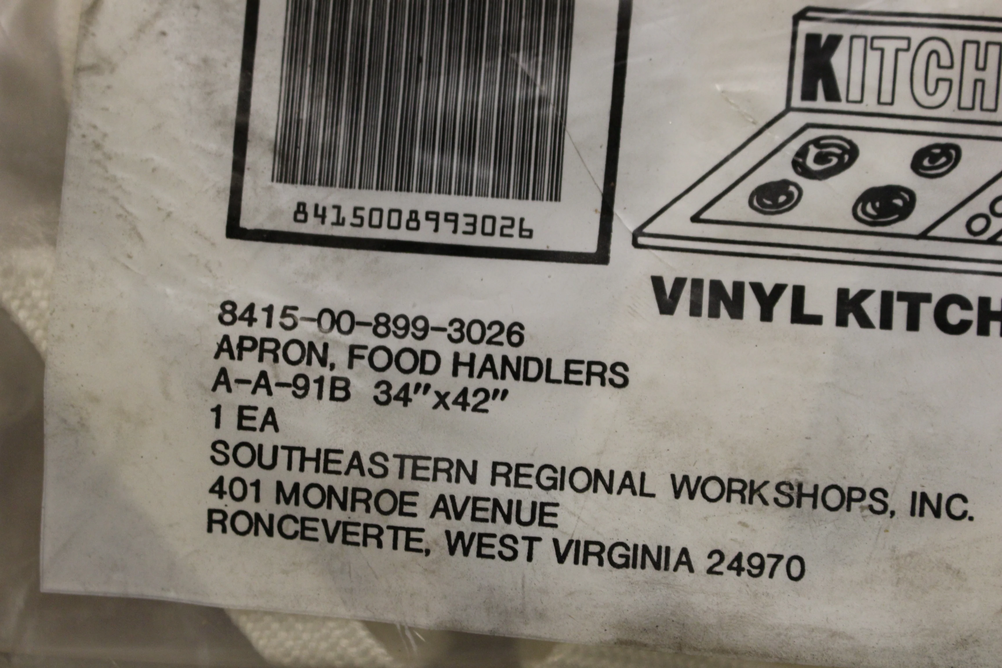 Kitchen Safe Food Handler's Apron - Vinyl / Plastic - 34" x 42" - New - Image 4
