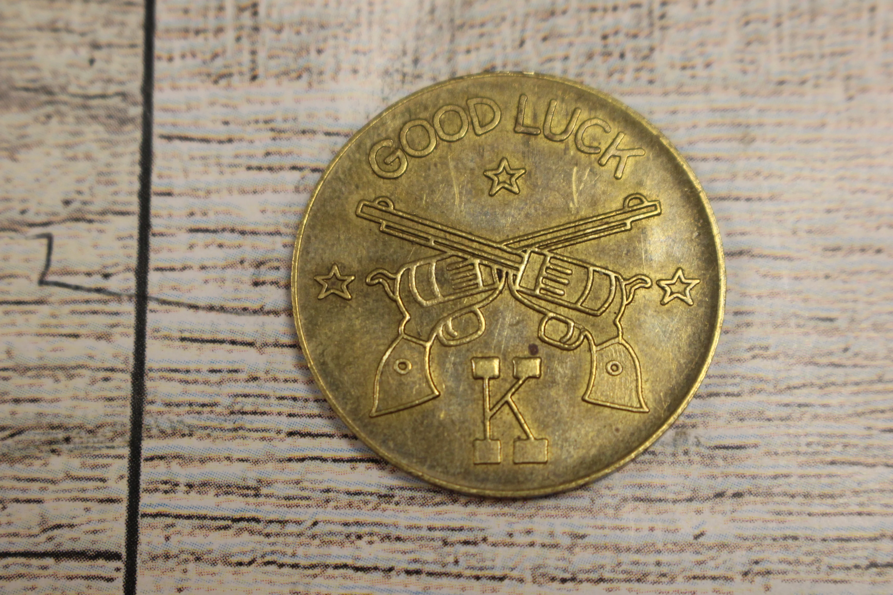 Knott's Berry Farm Buena Park CA Good Luck Token - Used - Image 2