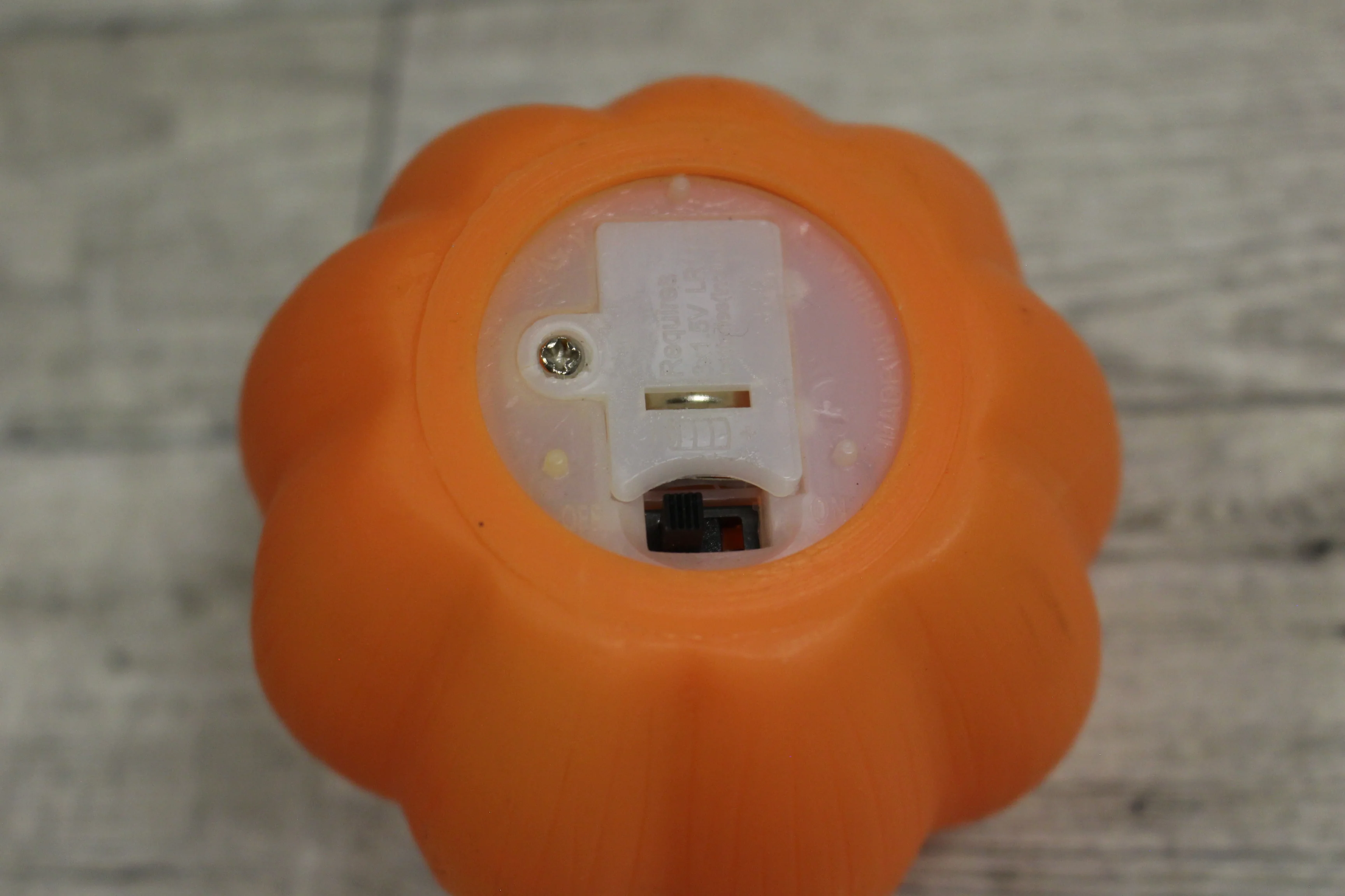 LED Color Changing 3" Plastic Pumpkin - Used - Image 6