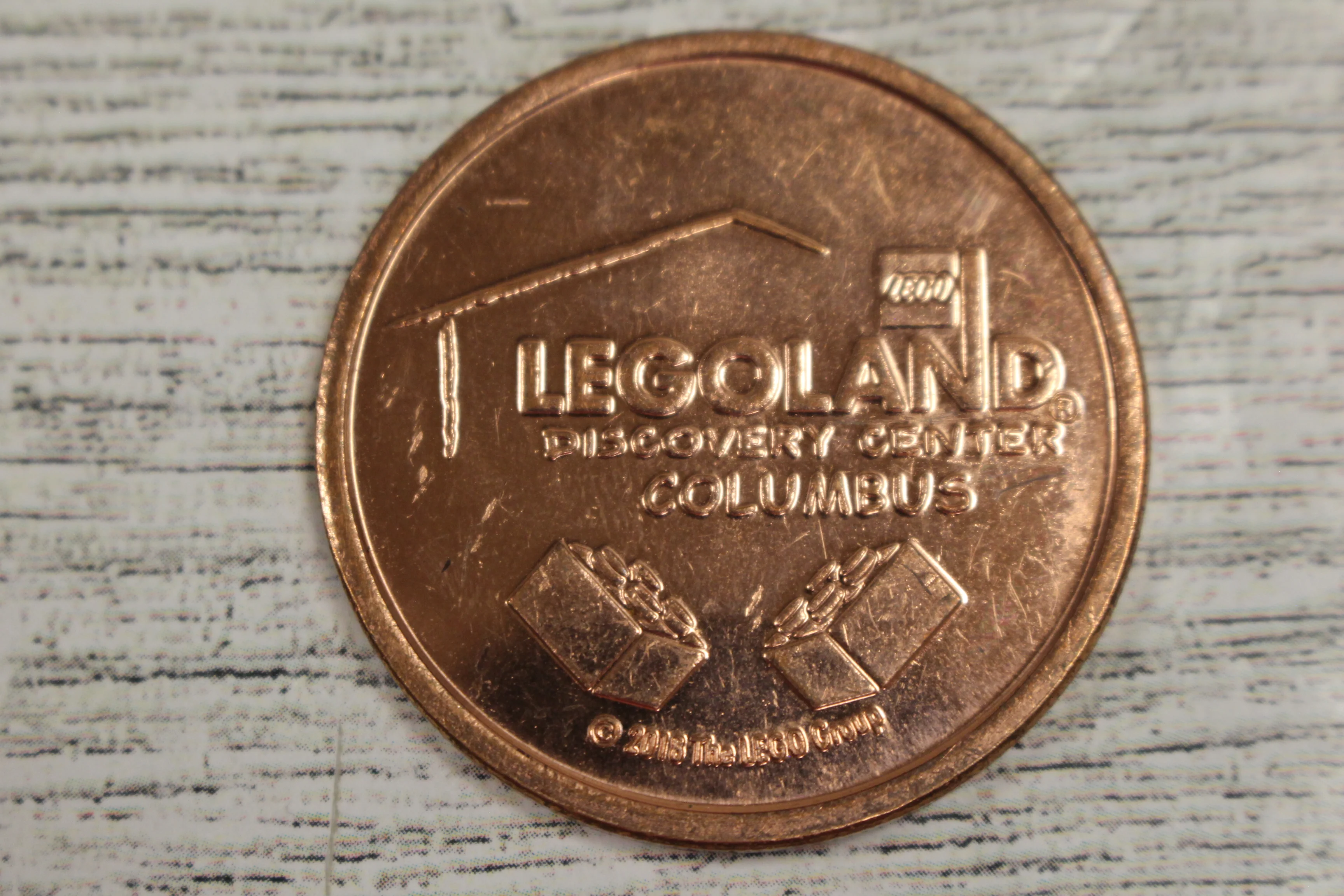 LEGOLAND Discovery Center 2018 Souvenir Coin - Used - Image 2