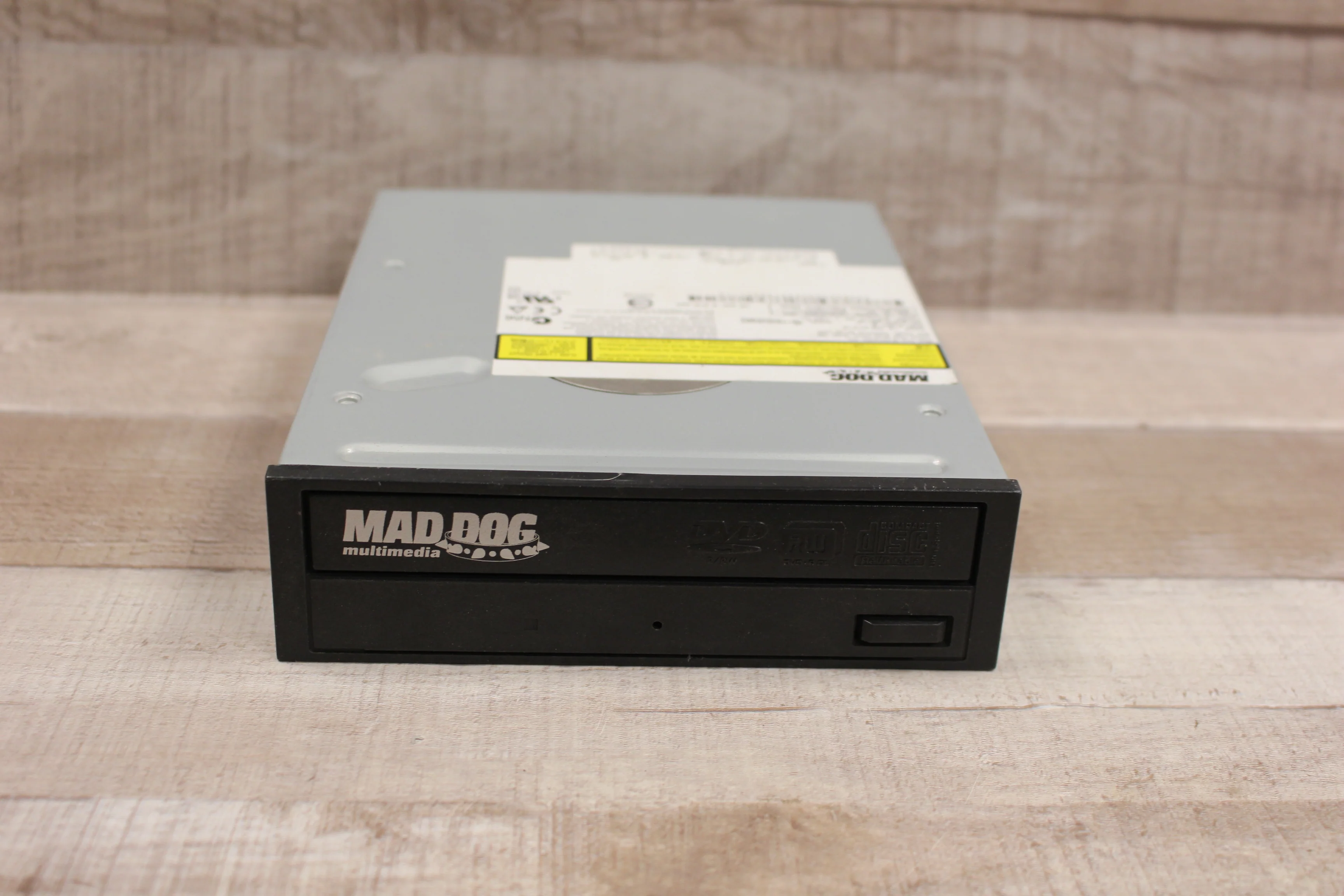 Mad Dog Multimedia DVD Player/Writer - MD-16XDVD9A2 - Used