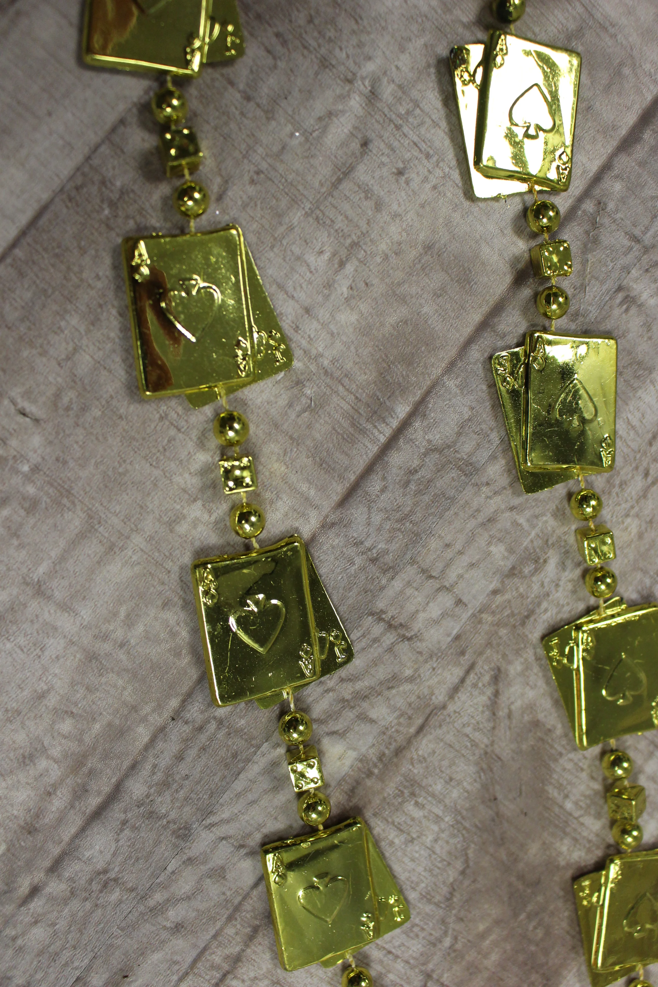 Mardi Gras Bead Necklace - Green - Cards - New - Image 4