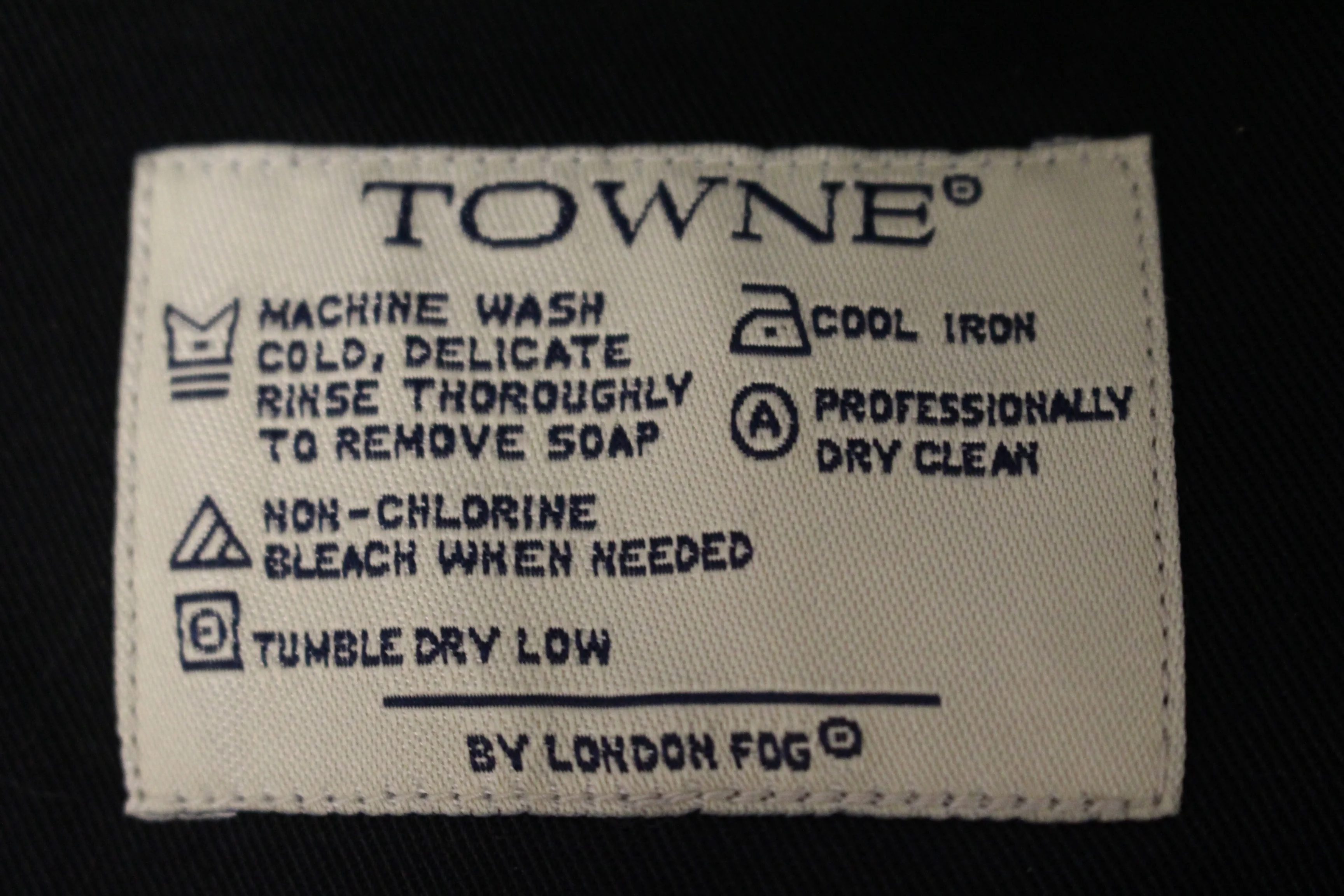 Men's London Fog Towne Trenchcoat = Size: 38 Short - Used - Image 9