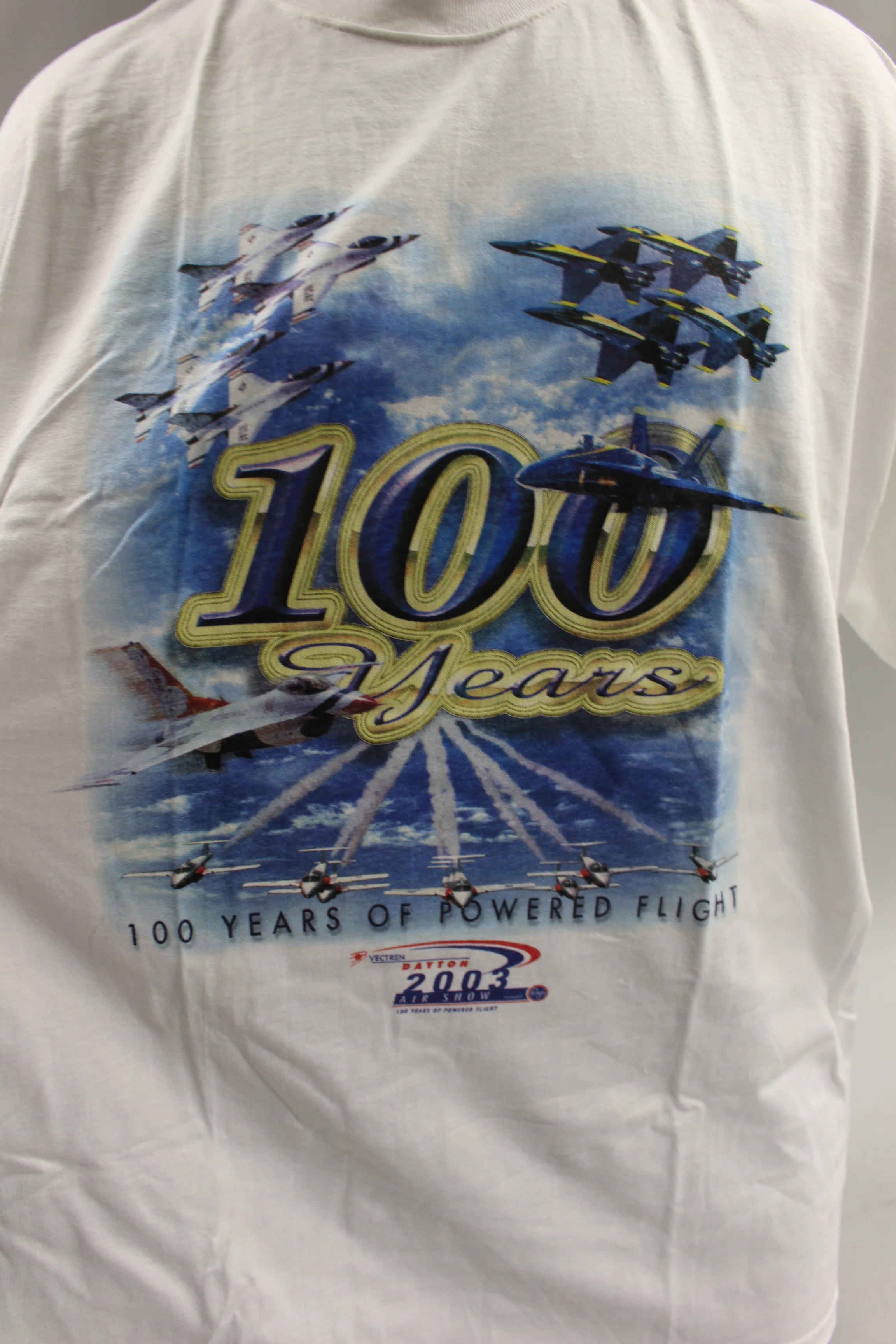Men's Vectren 2003 Dayton Airshow T Shirt XL -White -Used - Image 2