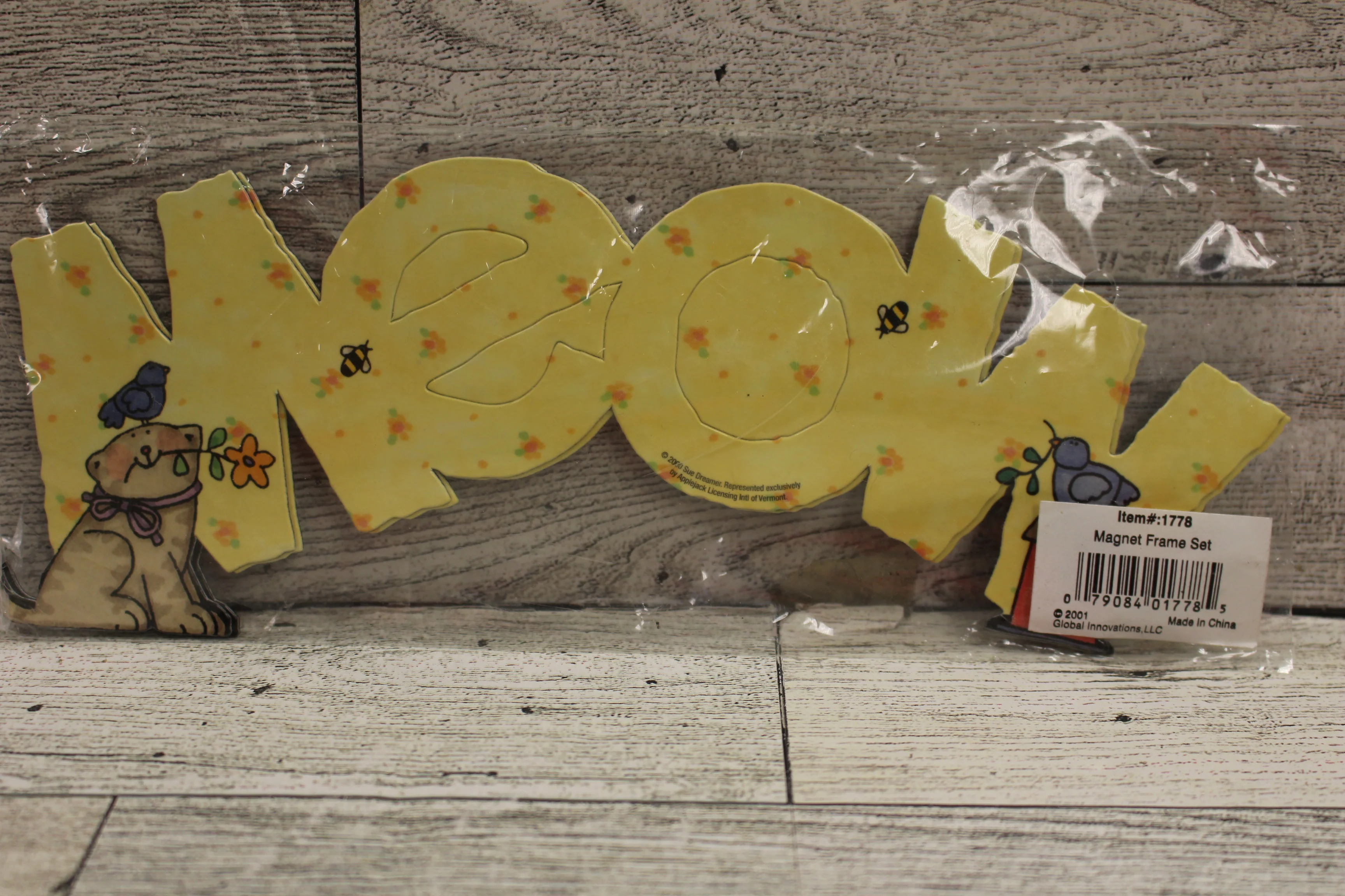 MEOW Shaped Magnet Frame Set - Set of 2 - New - Image 2