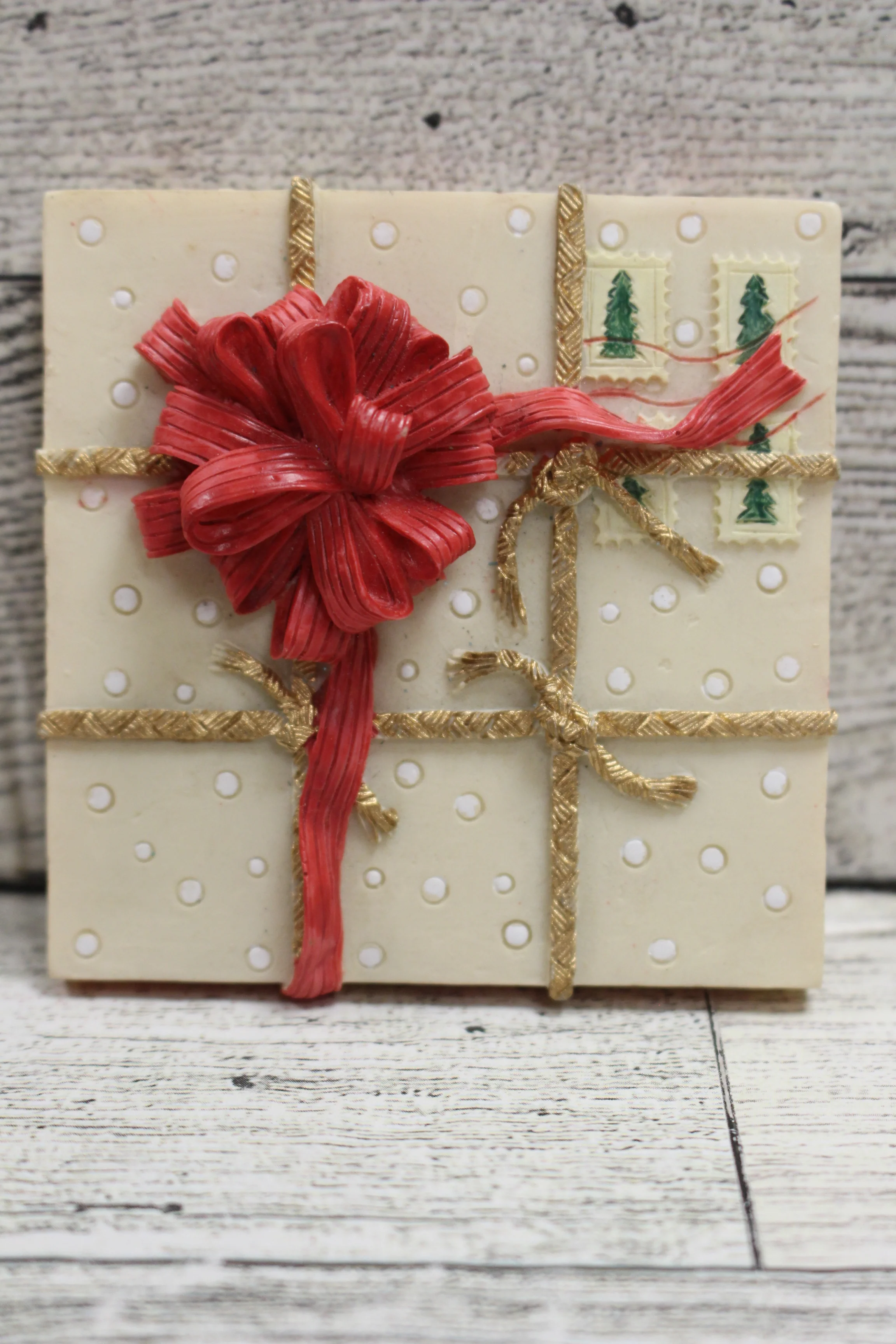 Merry Christmas Trinket Box - Used - Image 3