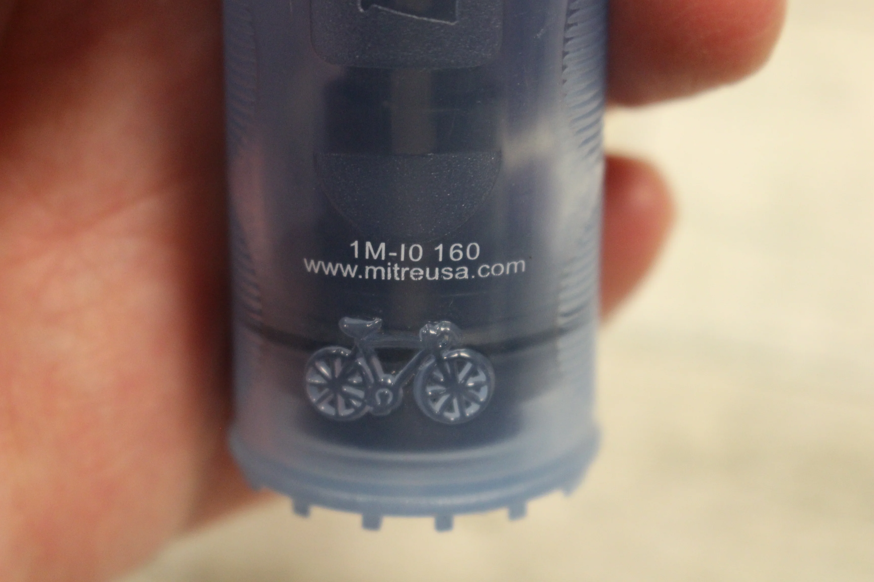 Mitre Dual Action Inflating Pump with Needle - New - Image 6