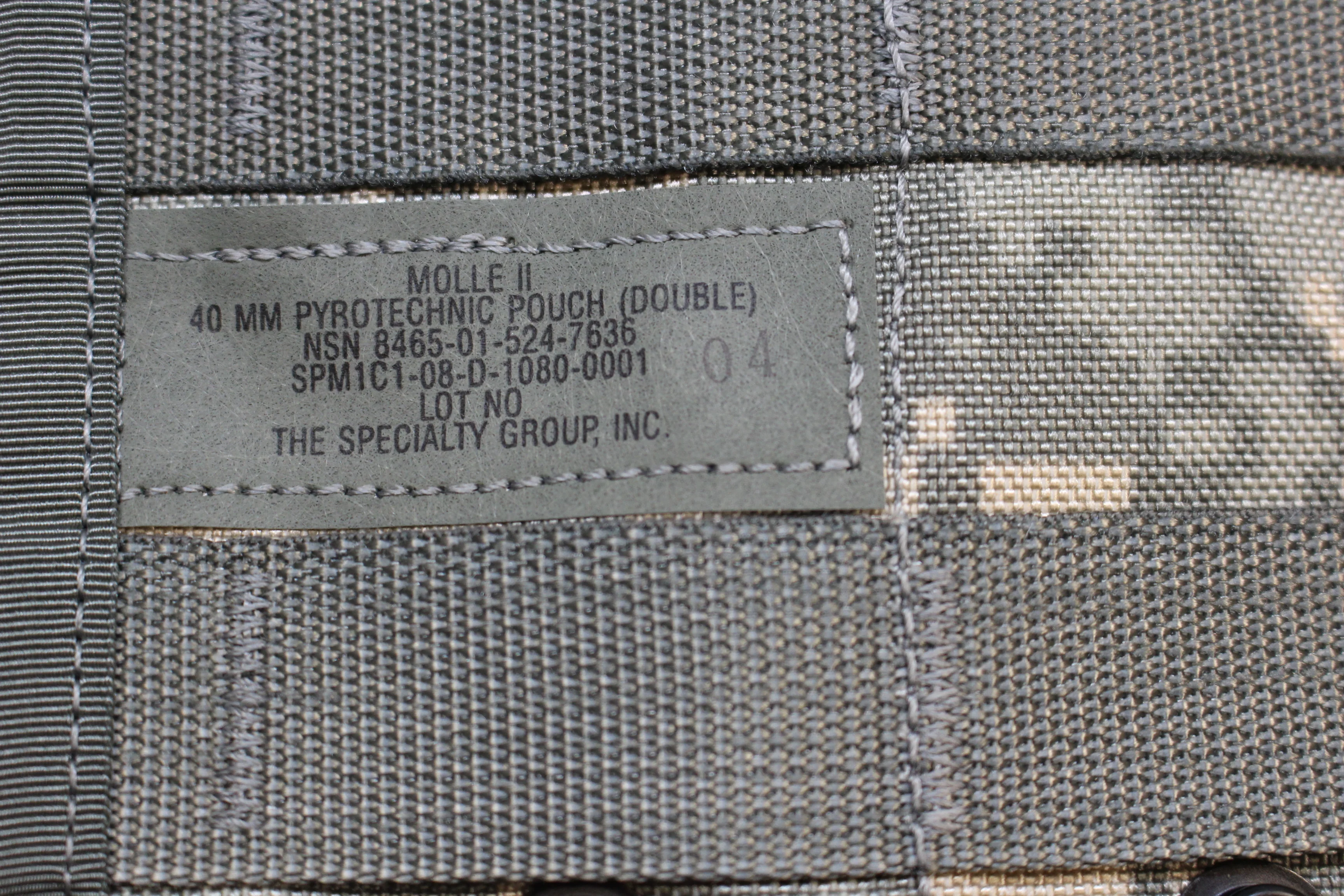 Molle II ACU 40mm Pyrotechnic Pouch (Double) - 8465-01-524-7636 - New - Image 3