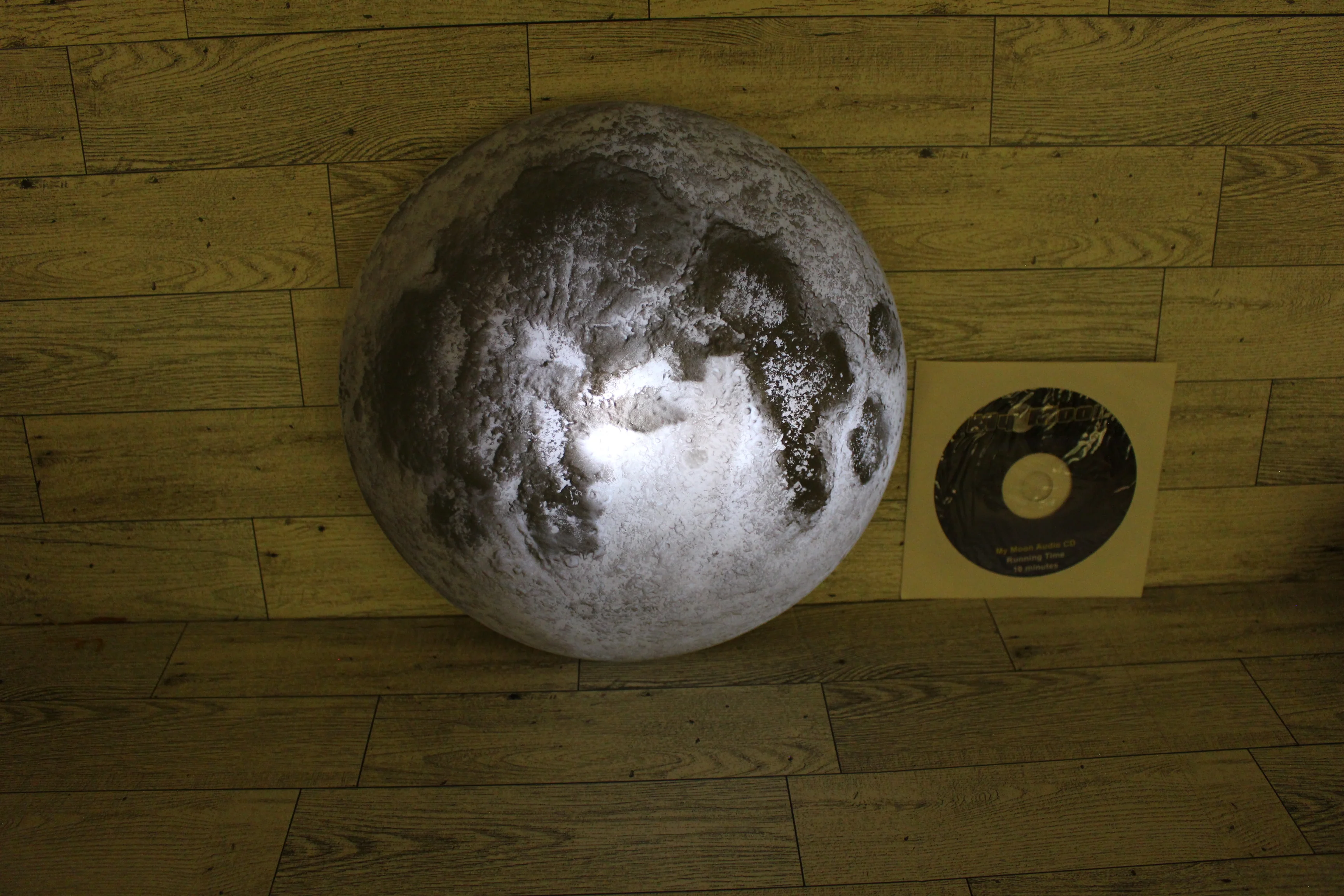 My Moon 12 Lunar Phase Light Up Moon Display -New - Image 3