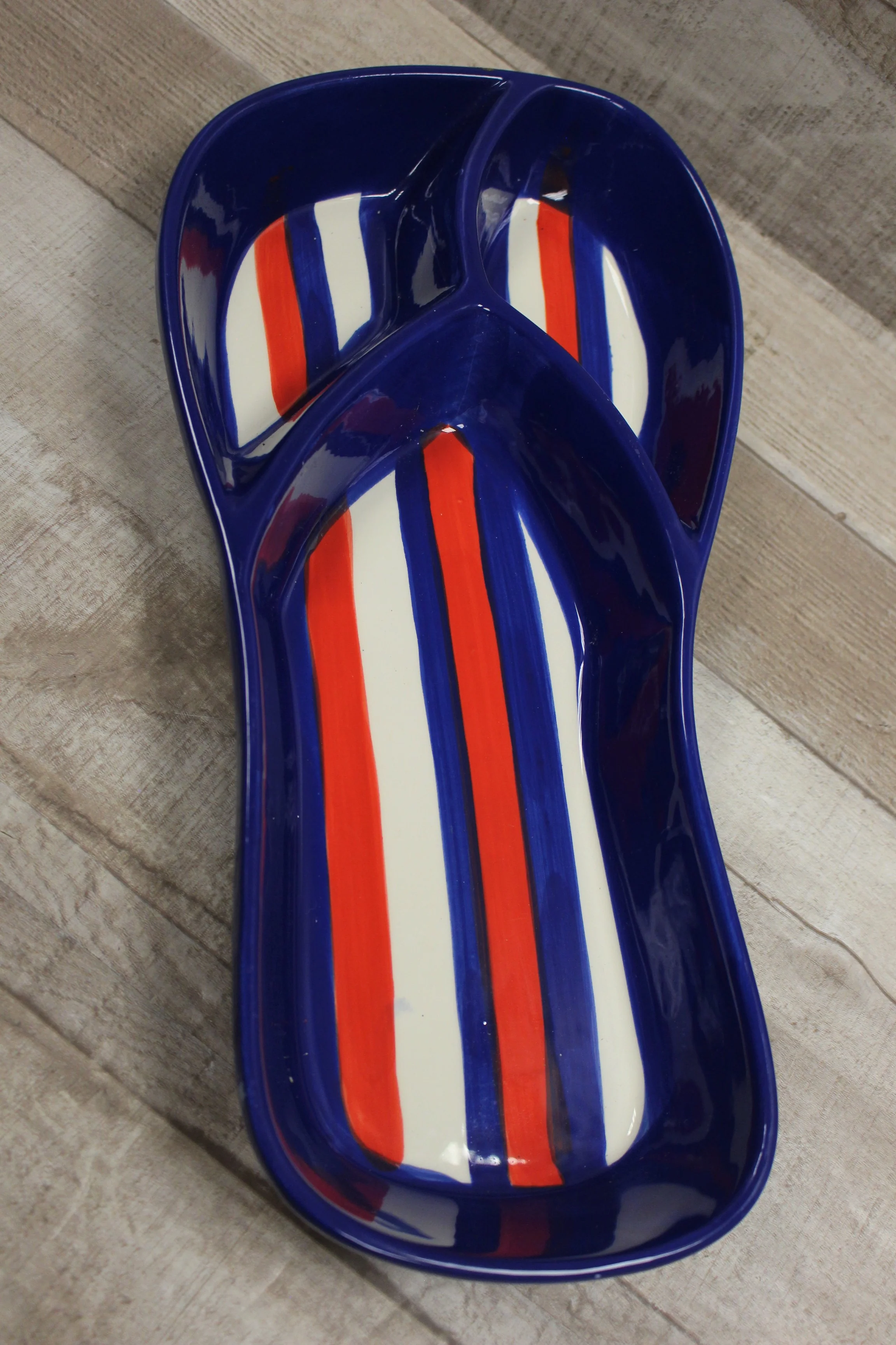 Nantucket Home Flip Flop Serving Dish Tray - Used