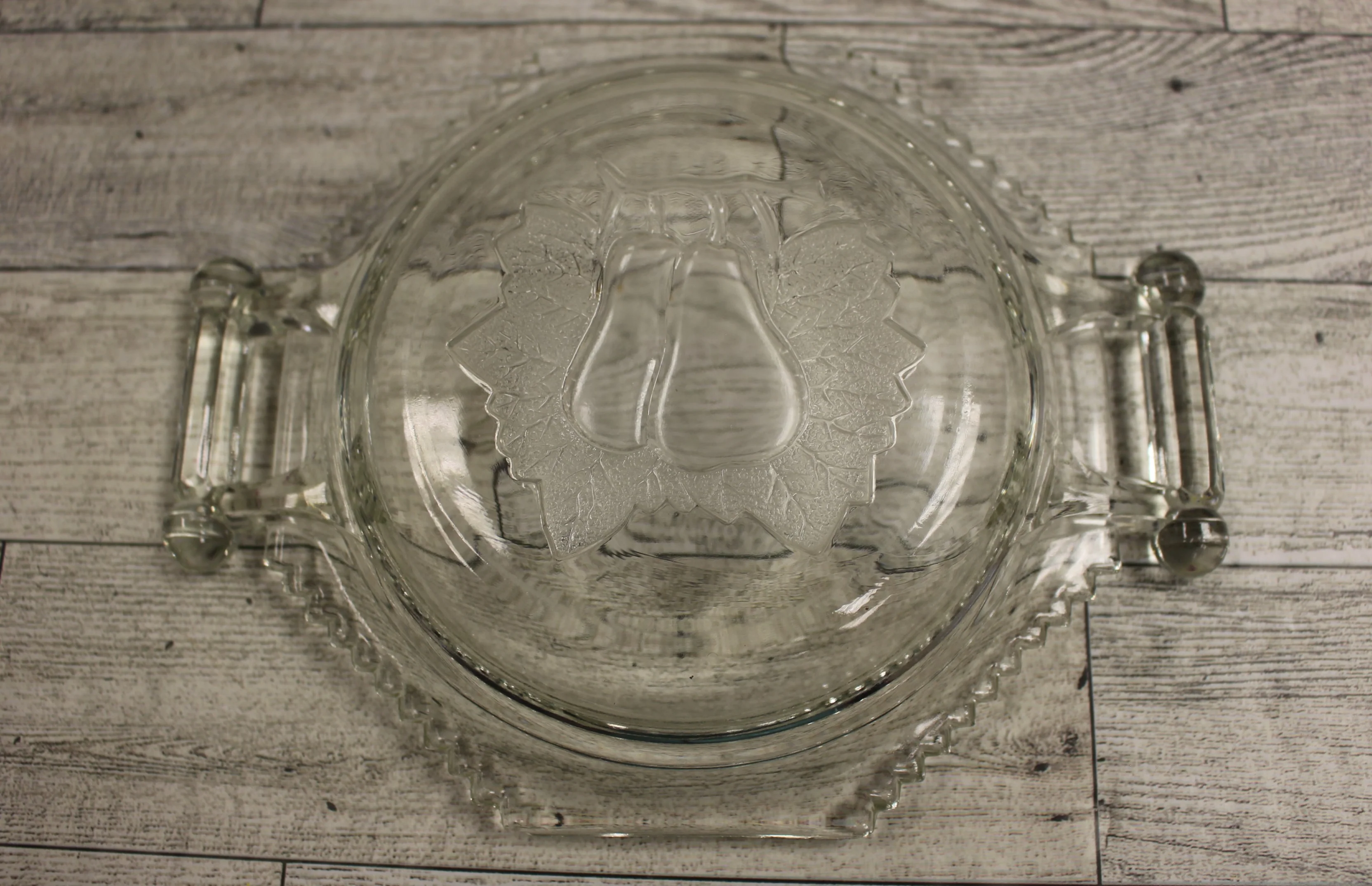 Pear Embossed Saw Tooth Serving Plate Dish with Handles - Clear - Image 2