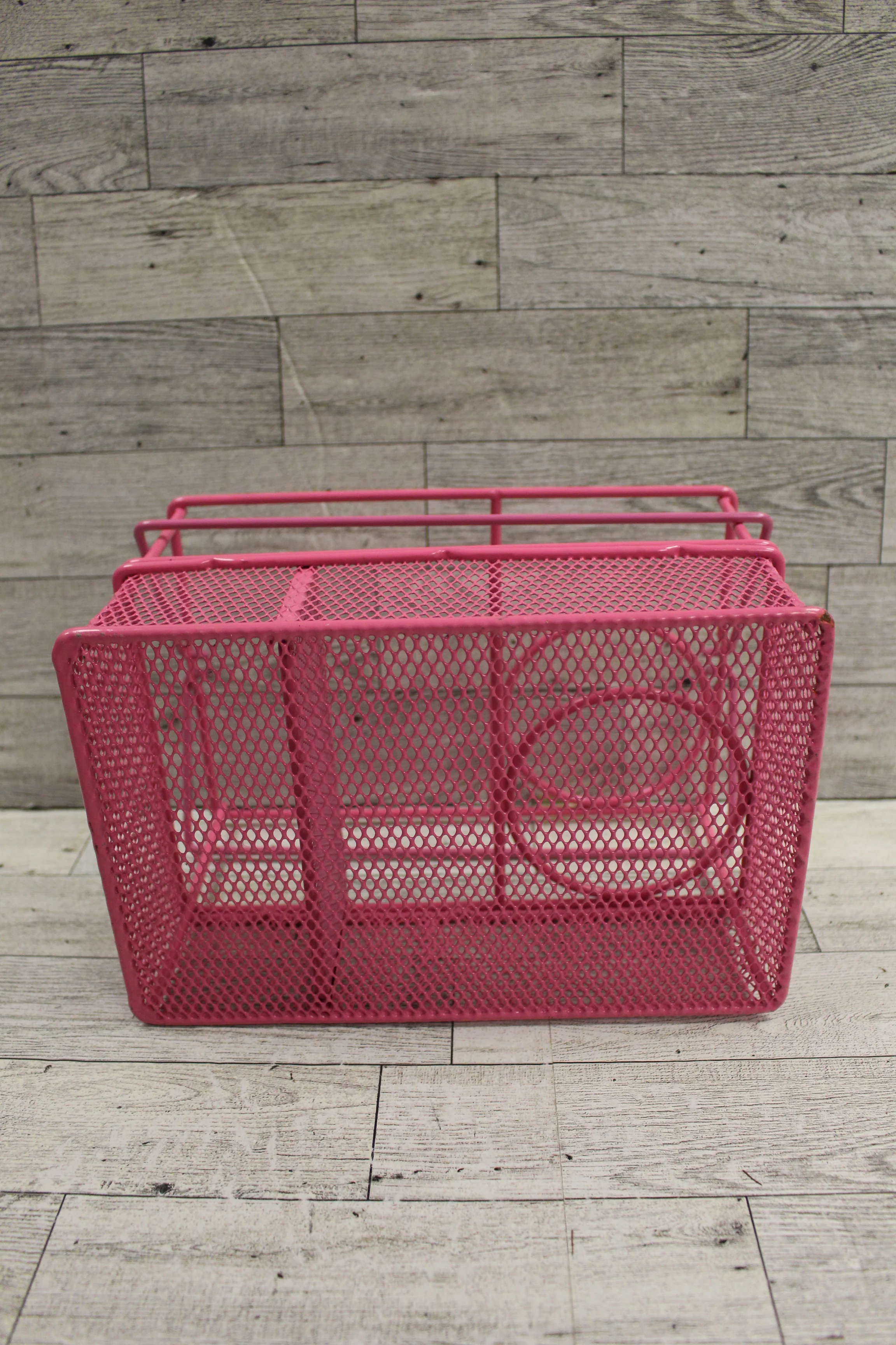Pink Metal Mesh Organizer - Used - Image 8