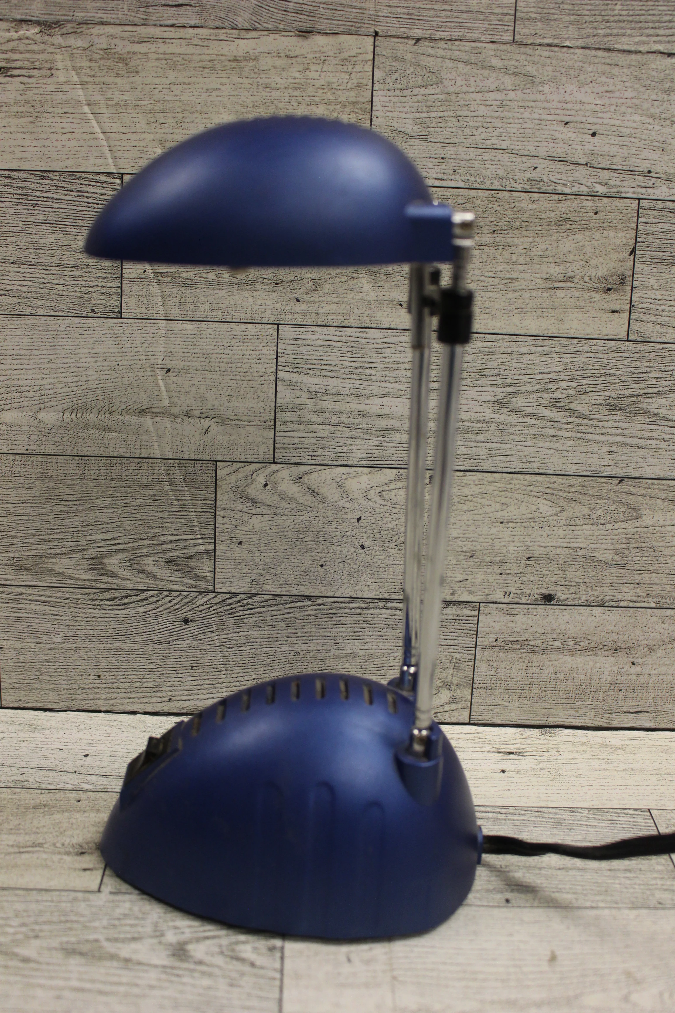 Portable Luminaire Dest Lamp - Model 7238 - Used - Image 7