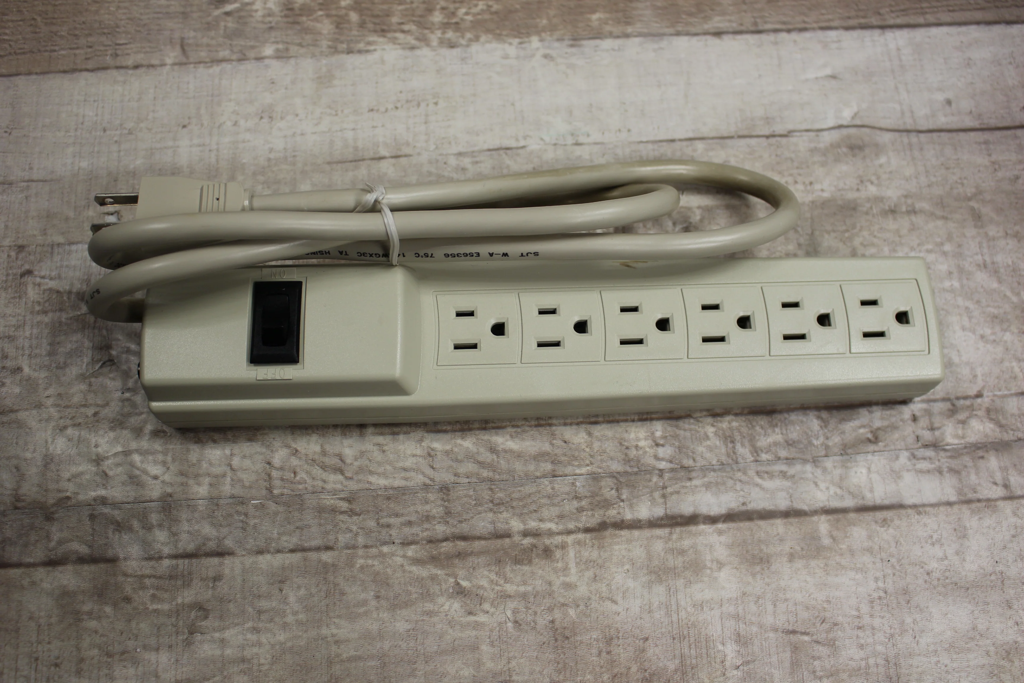 Power Sentry Power Outlet Strip -Used - Image 2