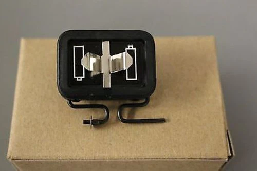 PVS-7A/C Battery Hatch, P/N: 207973-100, NSN: 5855-01-250-1337, New - Image 4