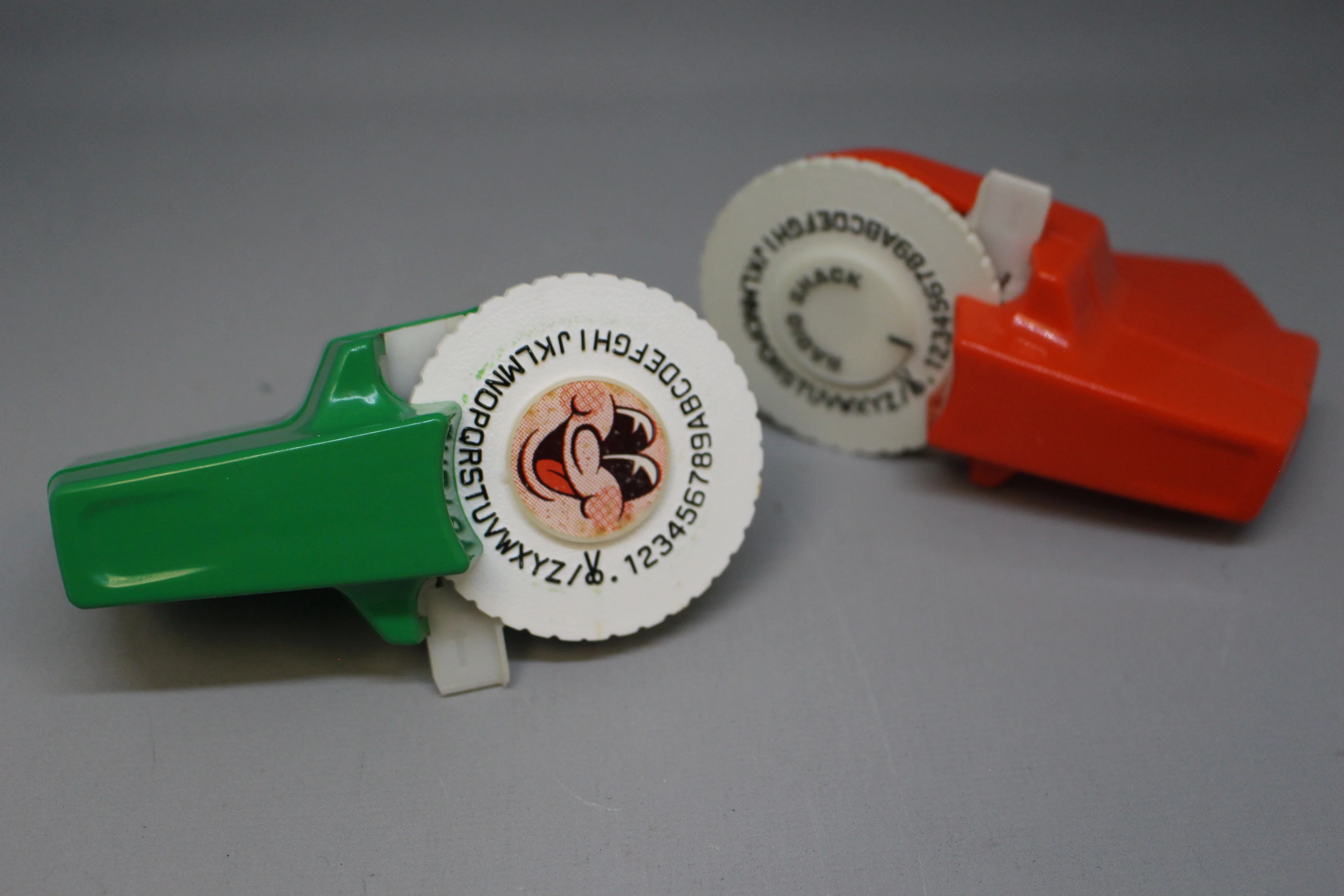 Radio Shack Mini Label Makers with Built-In Cutter - Set of 2 - Used - Image 5