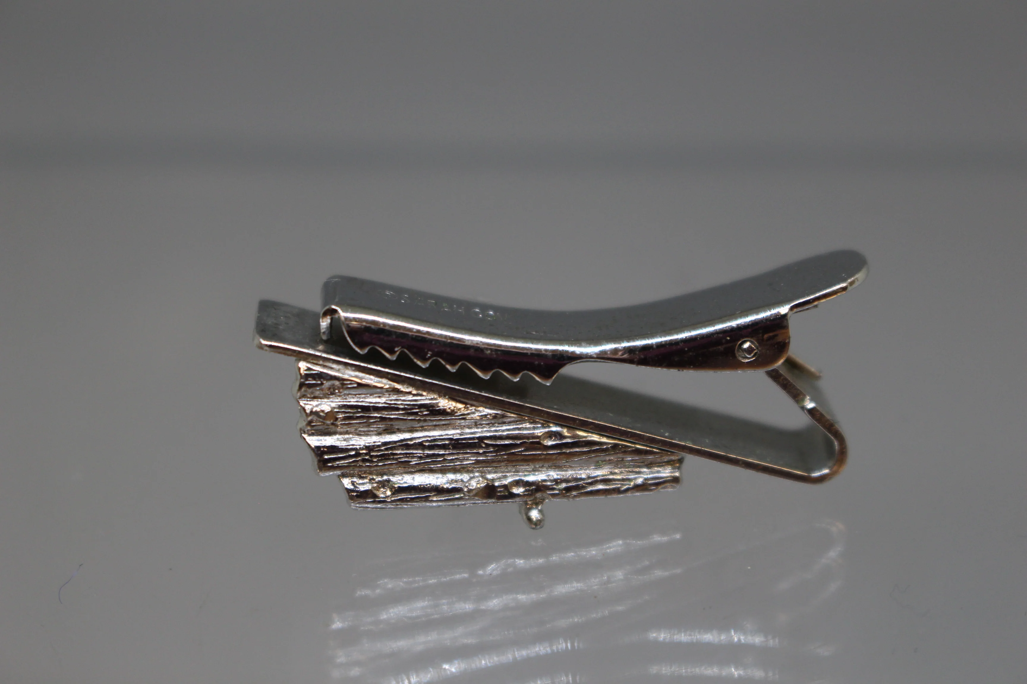 Sarah Coventry Tom Sawyer Huck Finn Tie Bar - Used - Image 3