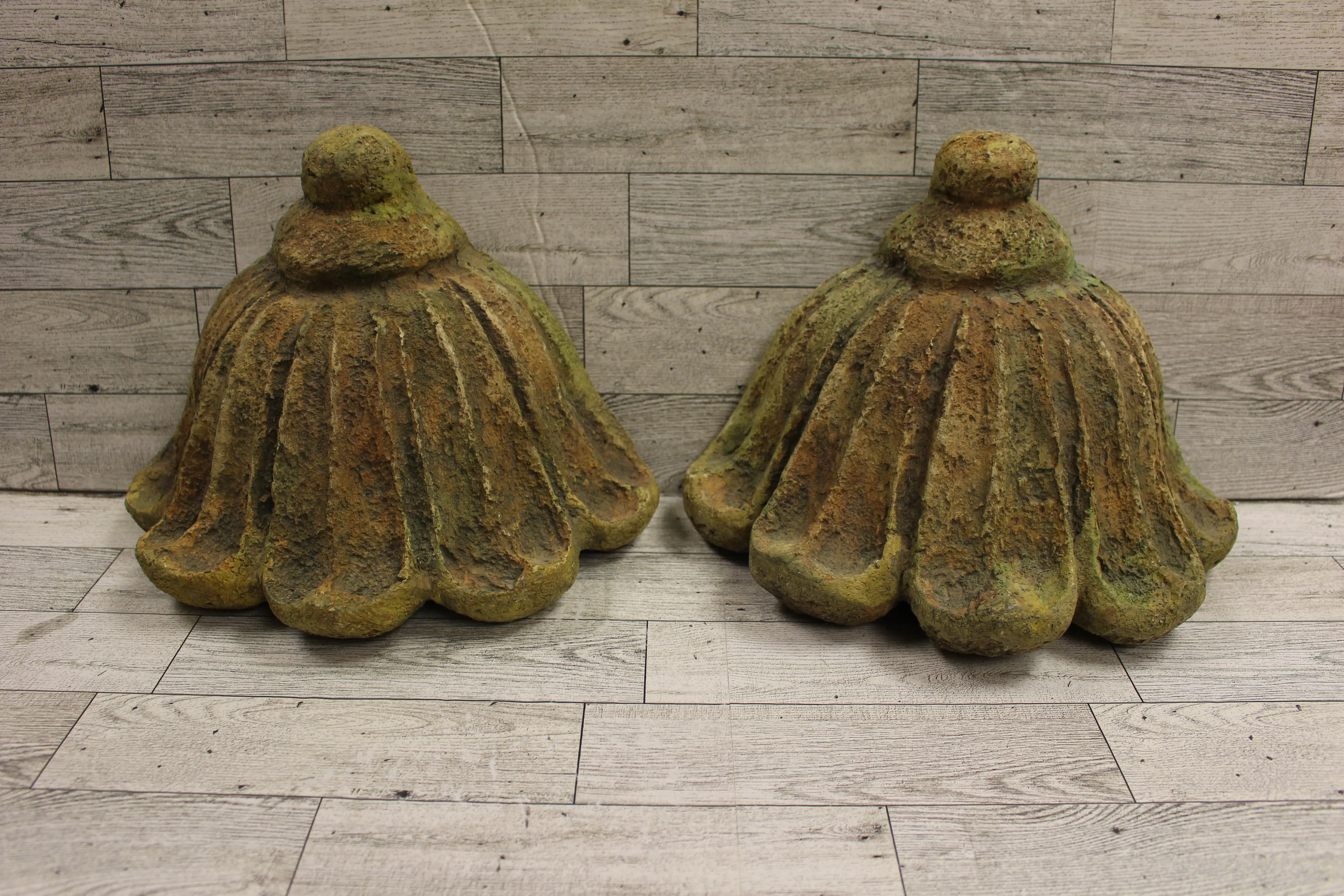 Set of 2 Wall Plaque with Stone Finish - 8" - New