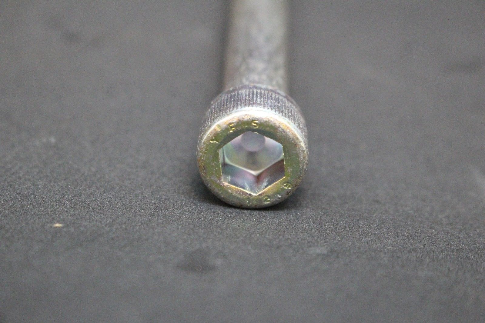 Socket Head Screw Cap, NSN 5305-01-496-5765, P/N B1831BH120220N, NEW! - Image 3