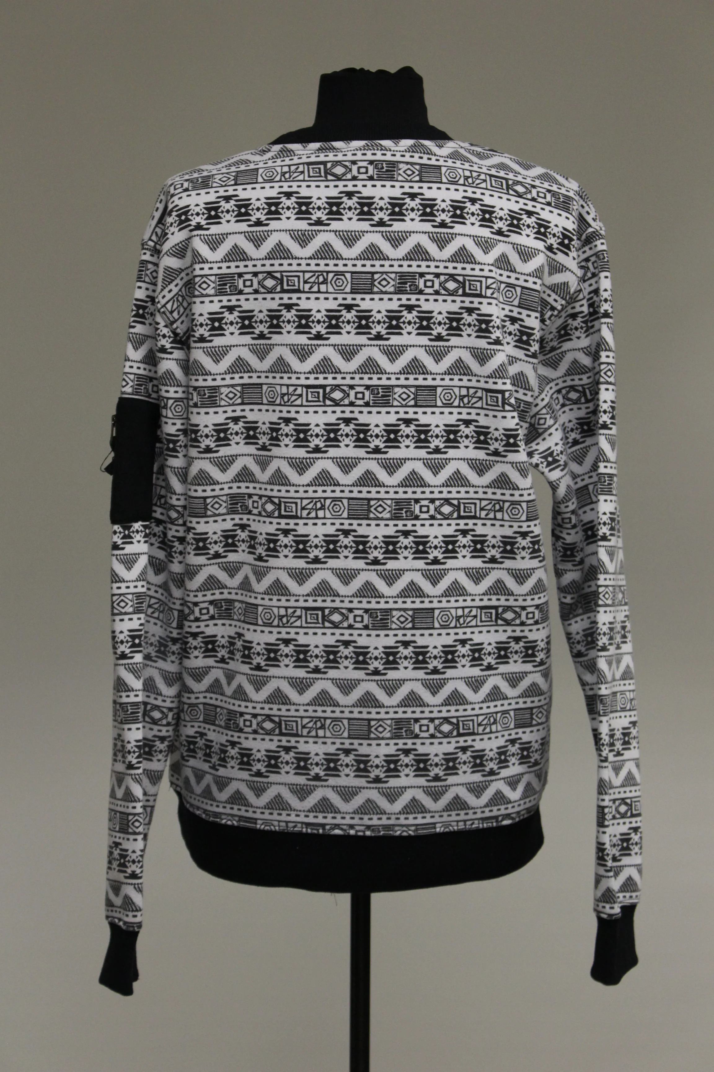 Southpole Sweatshirt, Size: Large - Image 3