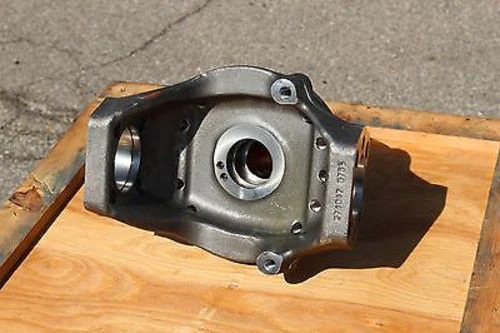 Steering Knuckle, NSN 2530-01-572-5625, P/N 885001506A01, NEW! - Image 2