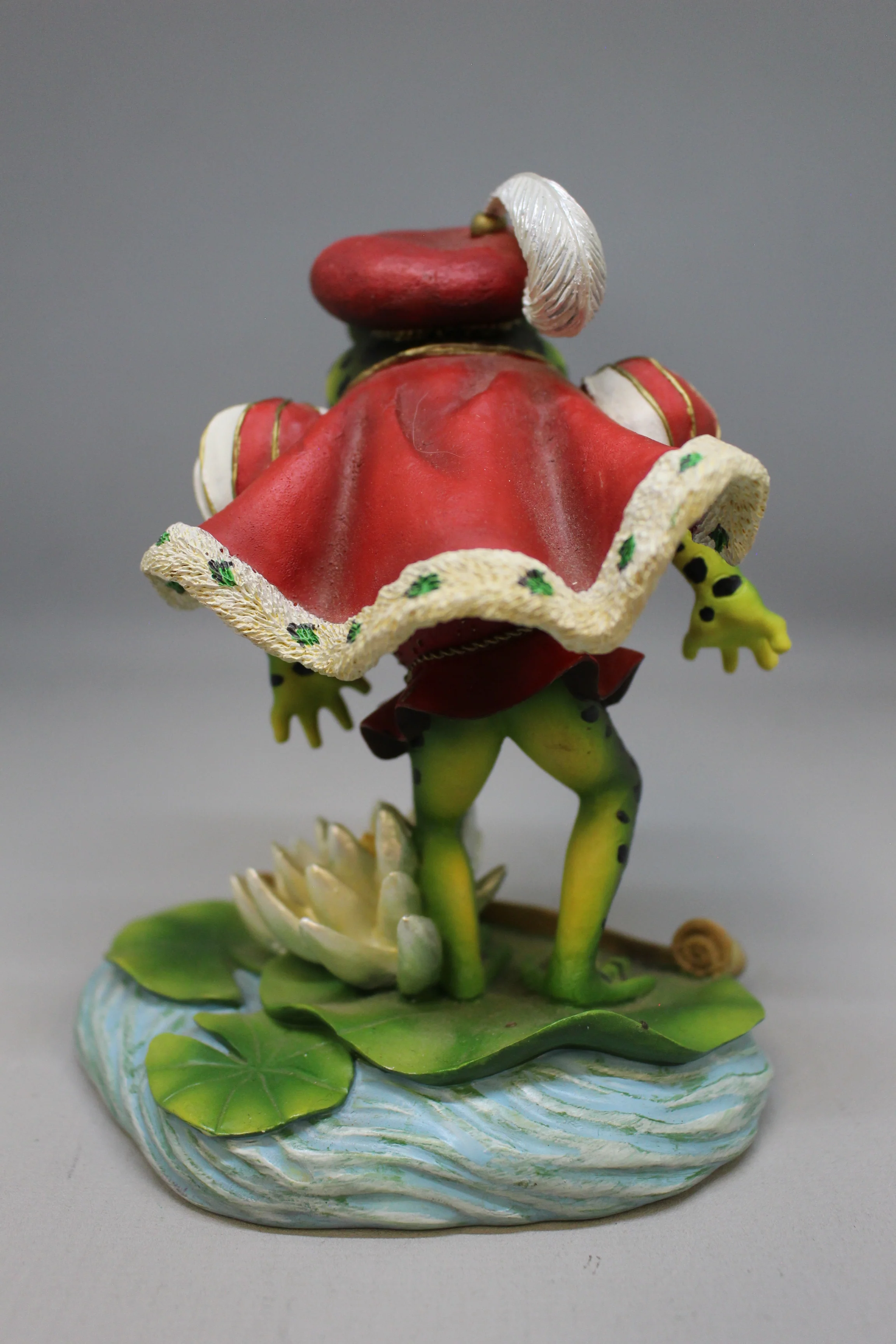 Stouffer Kurt Adler You Have to Kiss a lot of Frogs Figurine - Musical - Used - Image 7
