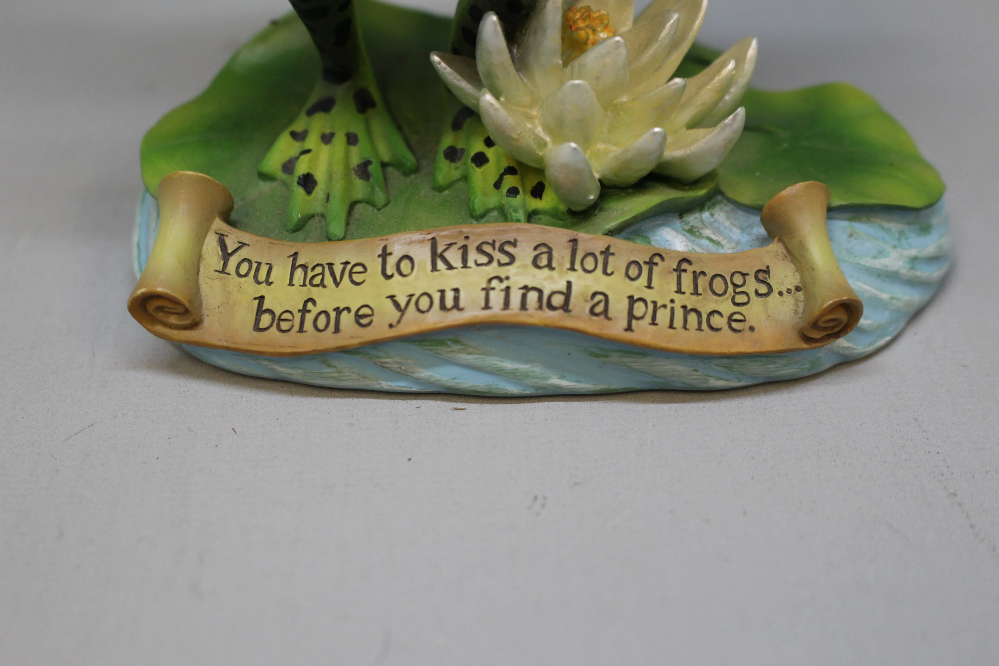 Stouffer Kurt Adler You Have to Kiss a lot of Frogs Figurine - Musical - Used - Image 8
