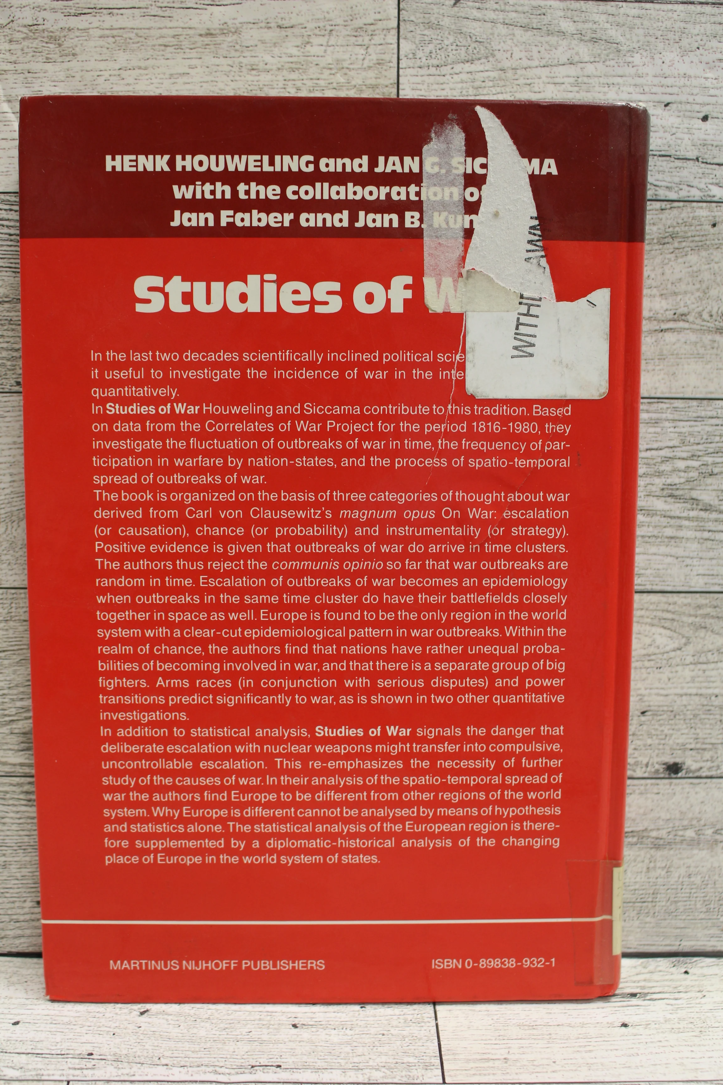 Studies of War by Henk Houweling & Jan Siccama - Hardback - Used - Image 2